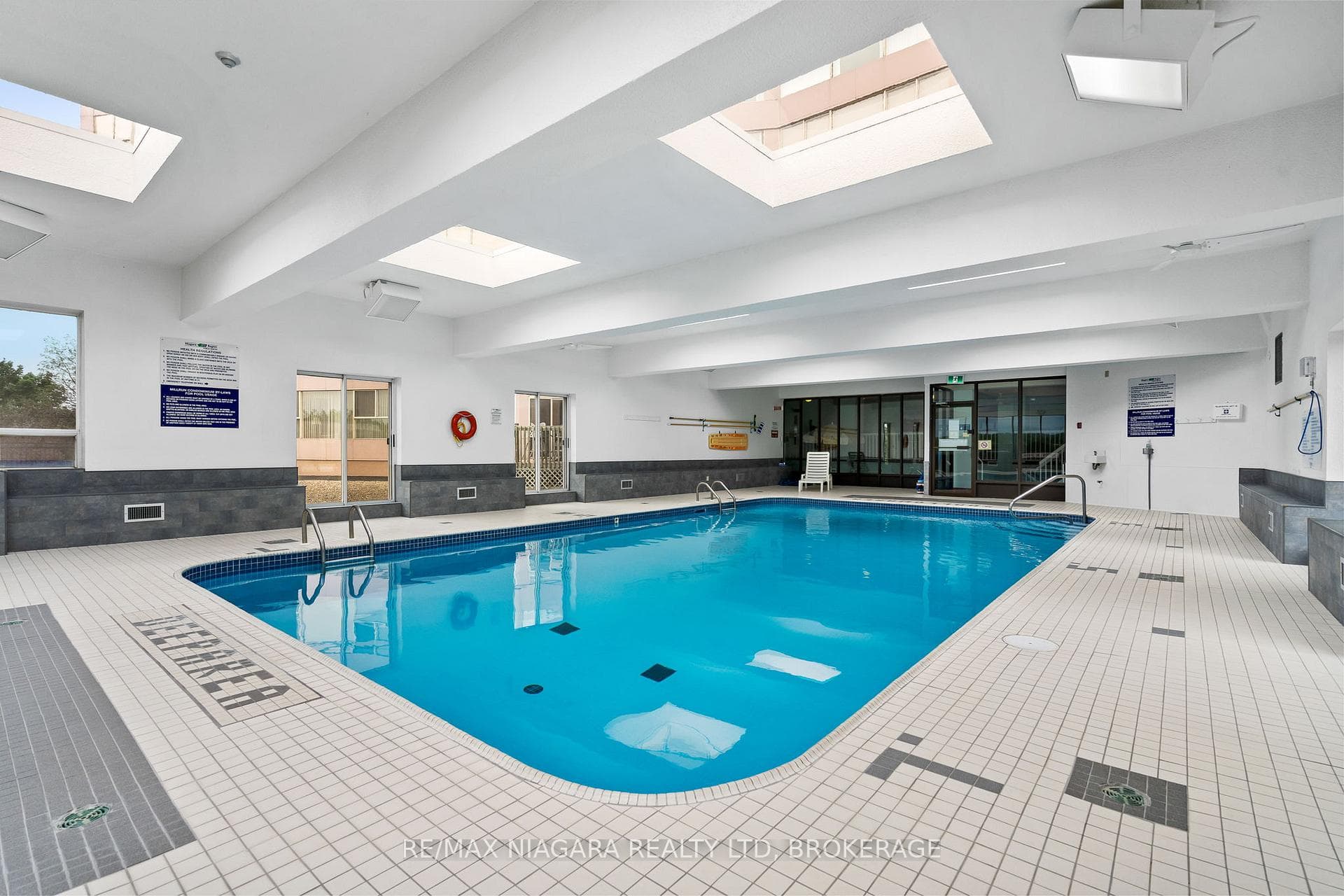 7 Gale Crescent Unit B5 photo 37