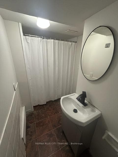 686 Sammon Avenue Unit BSMT photo 16