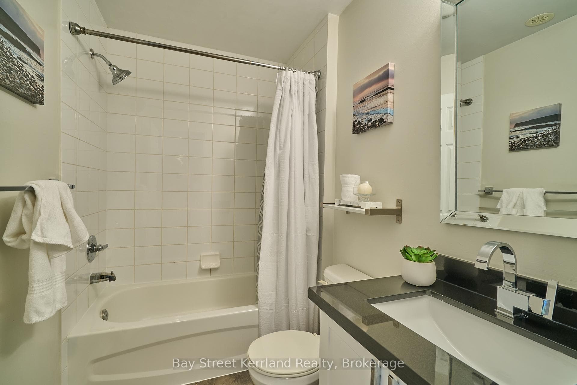 2895 Hazelton Place Unit 5 photo 17