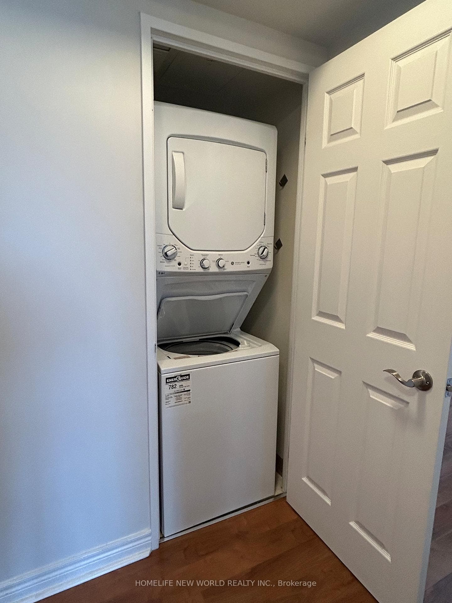 28 Empress Avenue Unit 912 photo 21