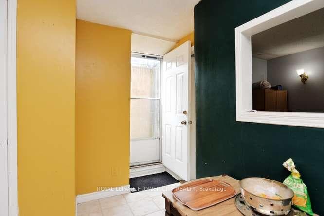 3388 Crimson King Circle photo 35