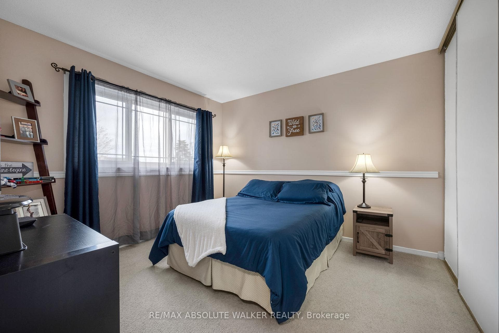 2061 Legrand Crescent photo 26