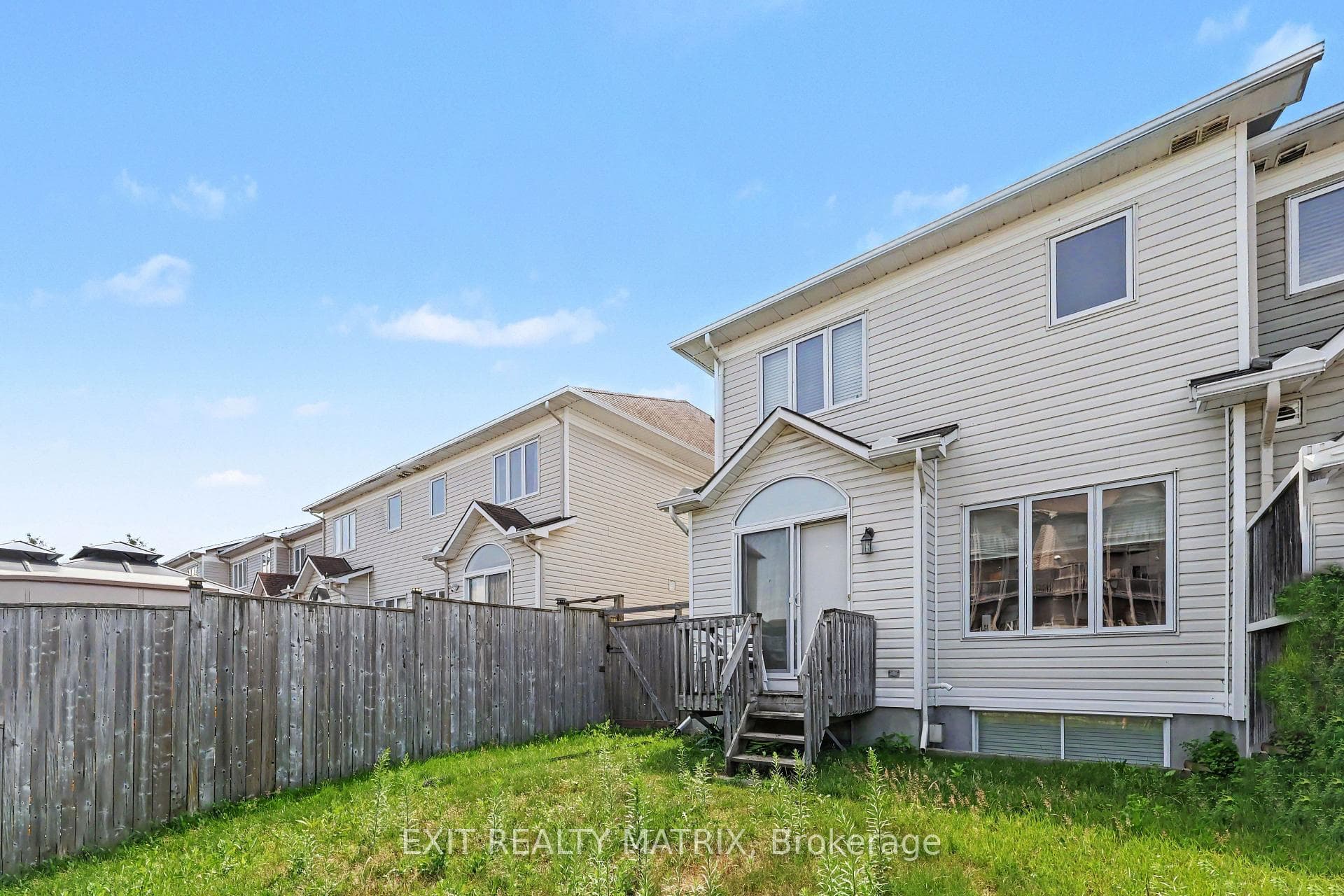 416 Goldenbrook Way photo 8
