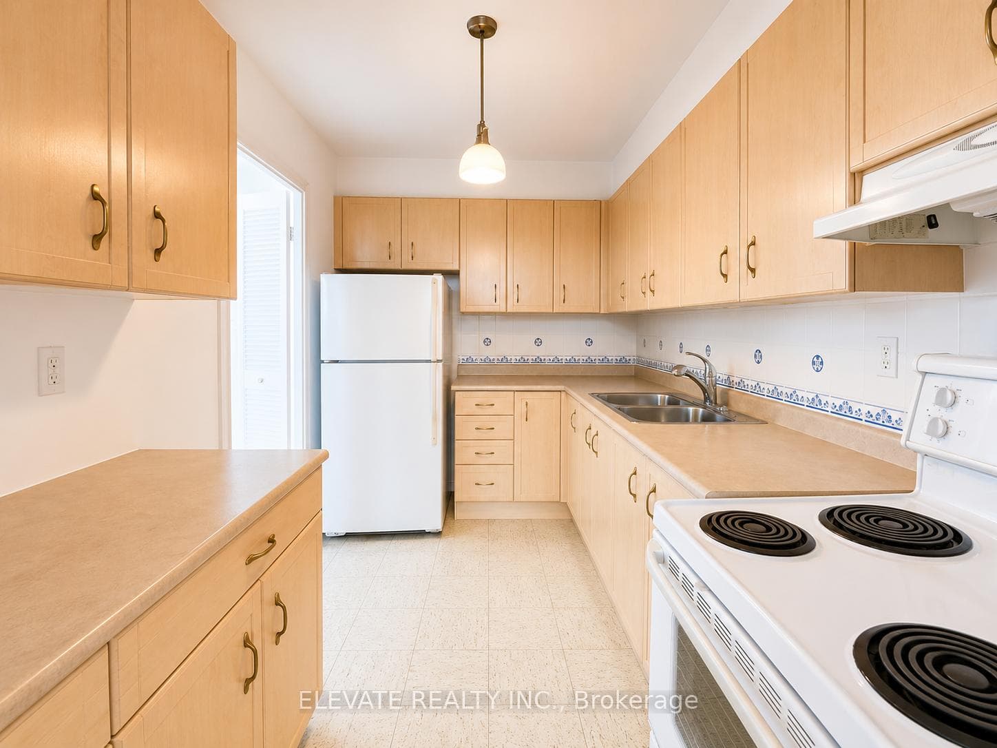 360 Ridelle Avenue Unit 1714 photo 1
