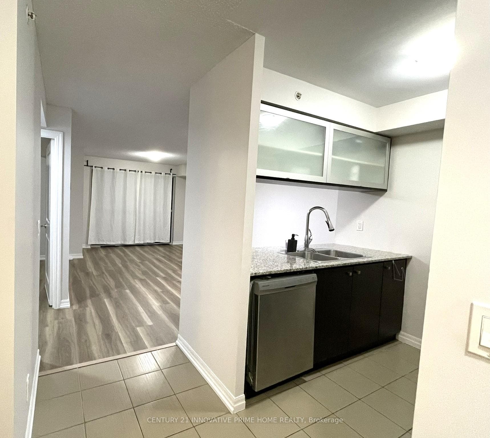 275 Yorkland Road Unit 3205 photo 3