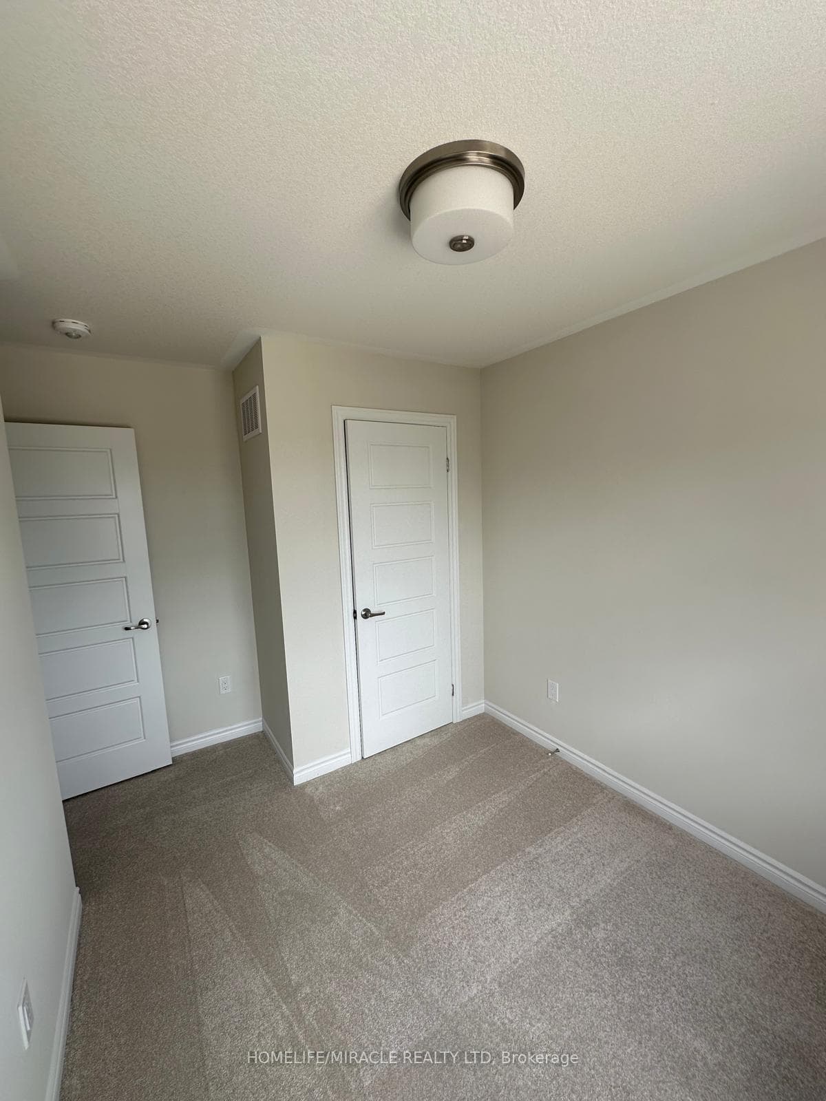 620 Colborne Street Unit 23 photo 20
