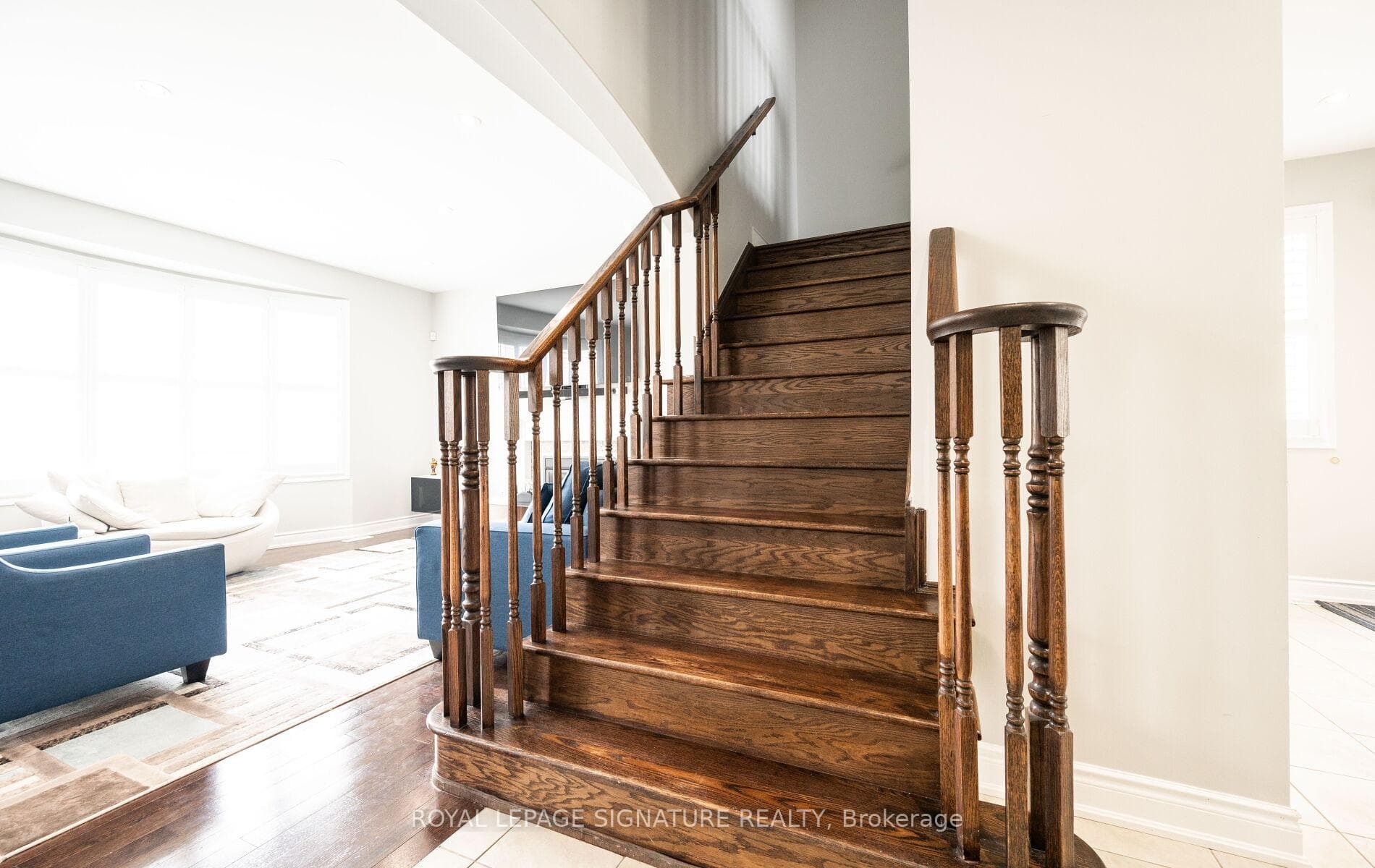 1071 Syndenham Lane photo 17