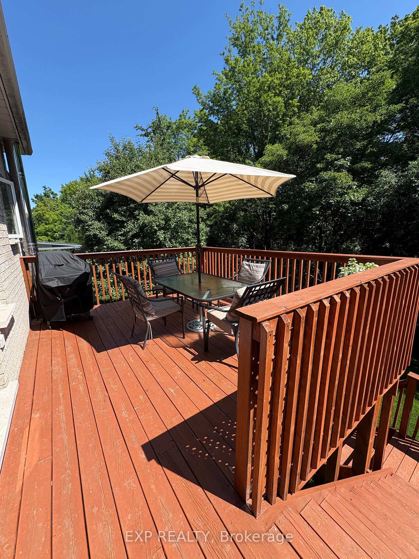 13 Blueberry Hill Court photo 2