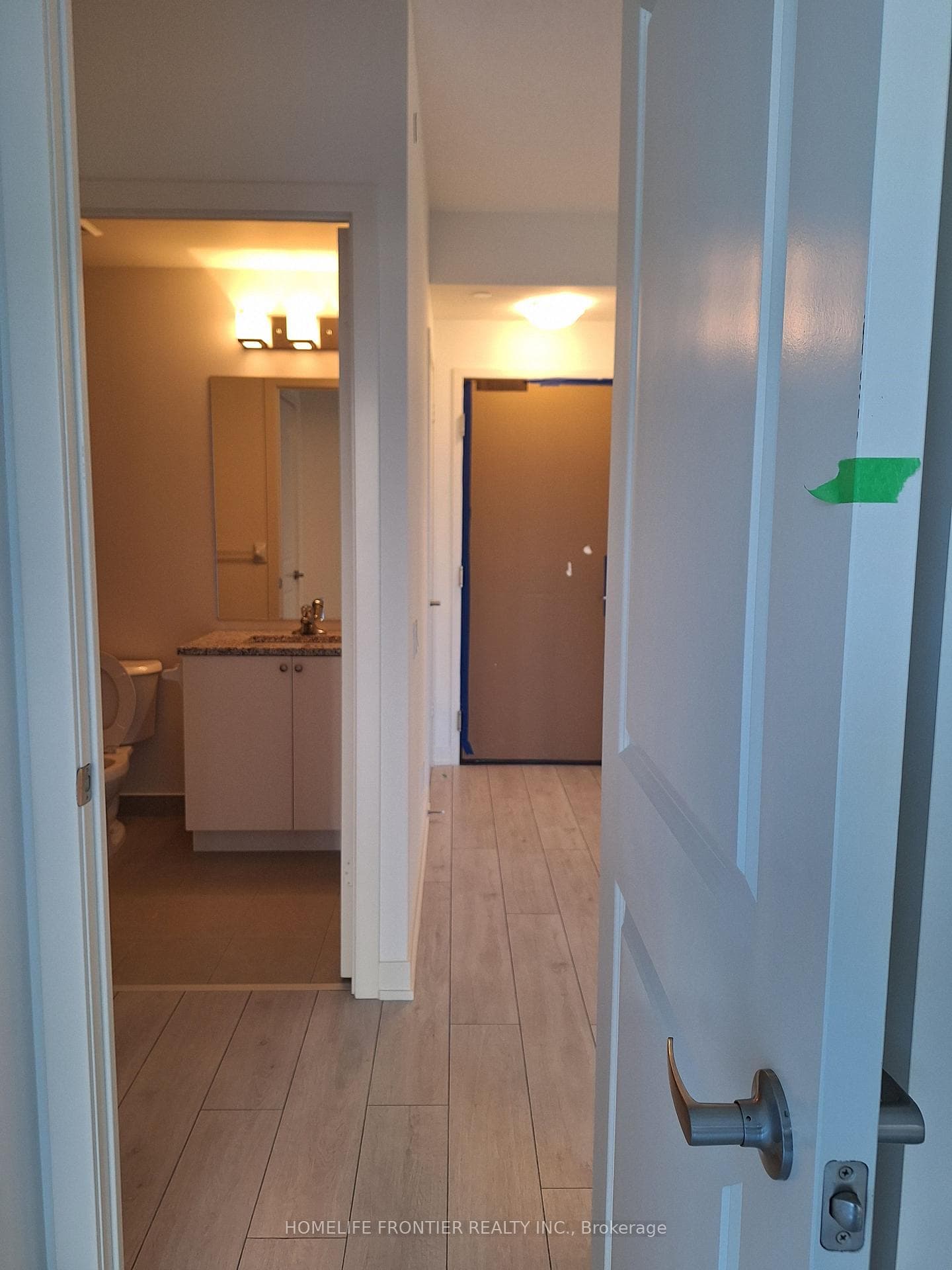 4955 Yonge Street Unit 1018 photo 8