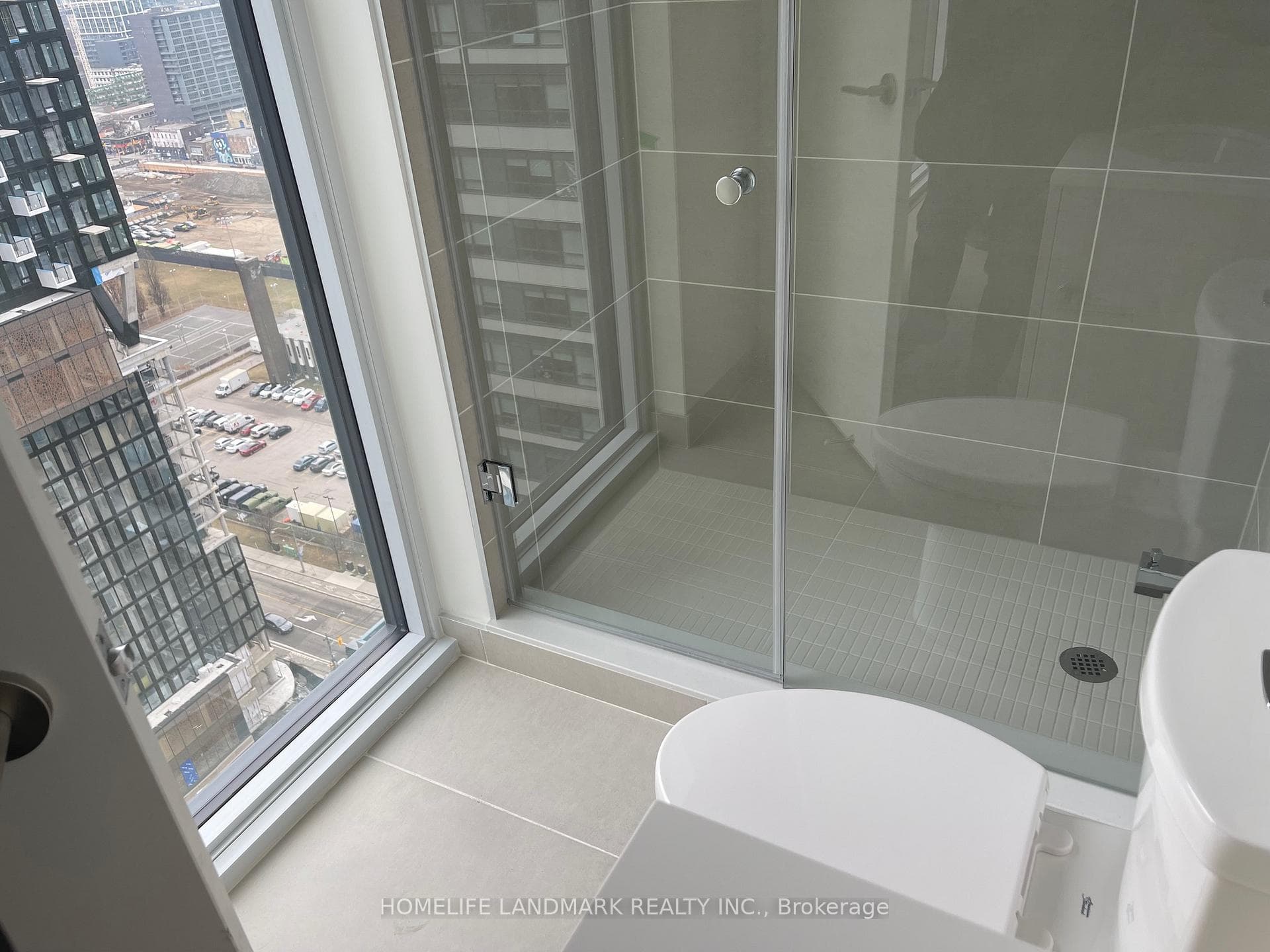 65 Mutual Street Unit 2501 photo 10