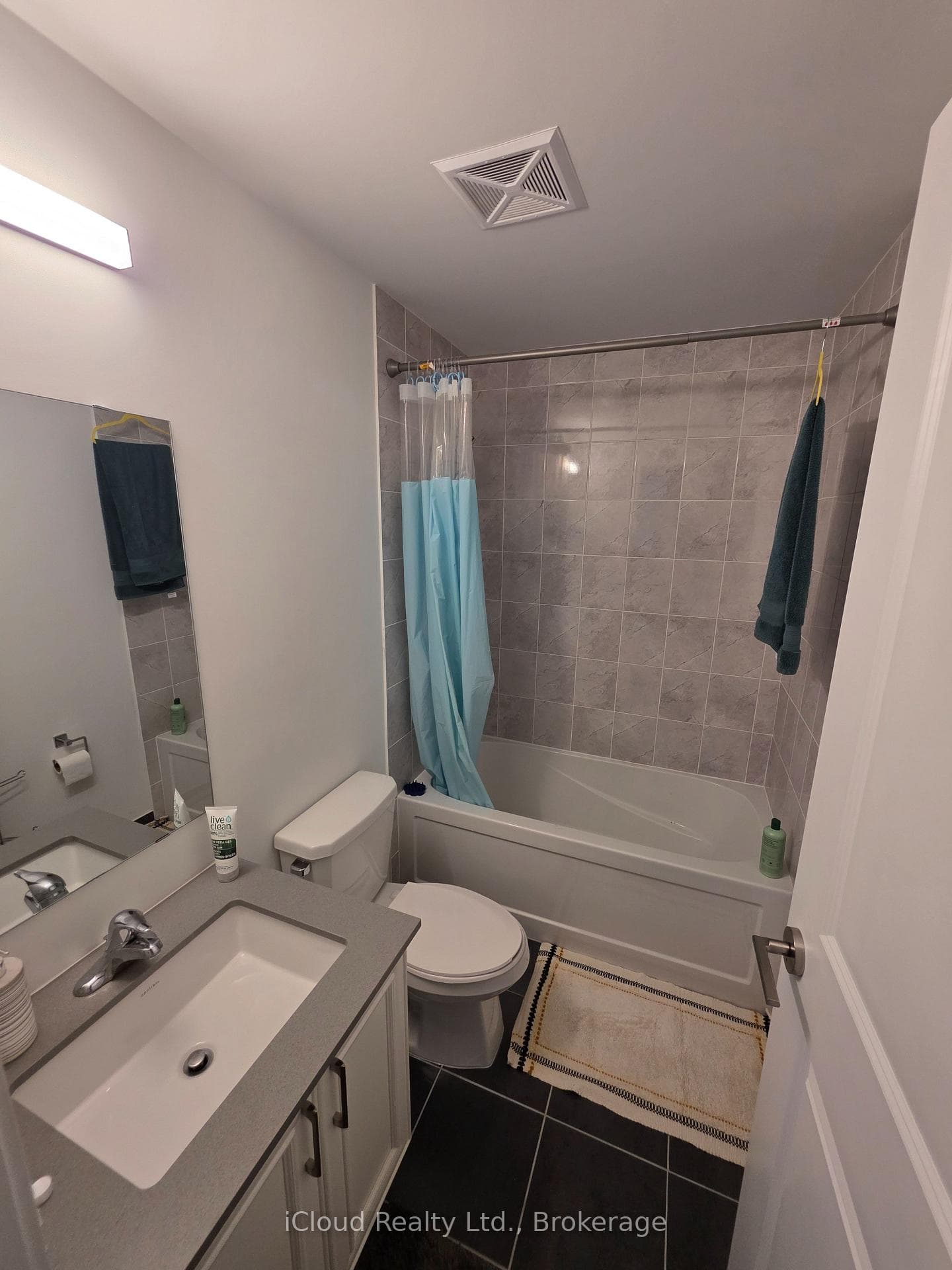 1063 Douglas Mccurdy Comm Circle Unit 505 photo 11