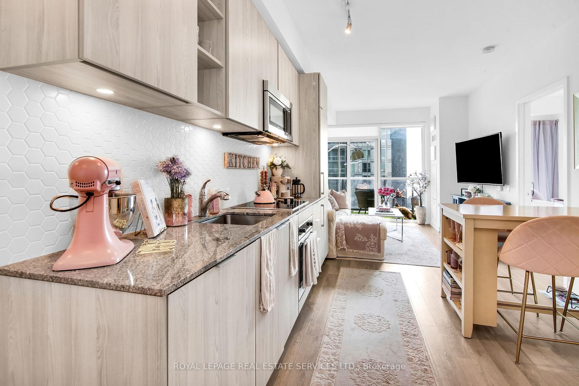 50 Ordnance Street Unit 2302 photo 8