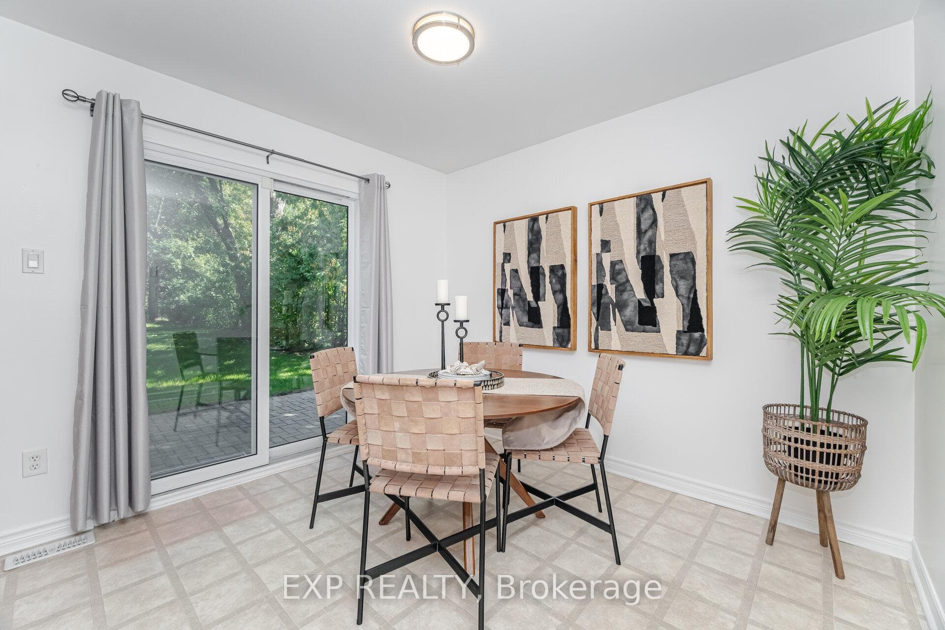 125 Hollyberry Trail photo 7