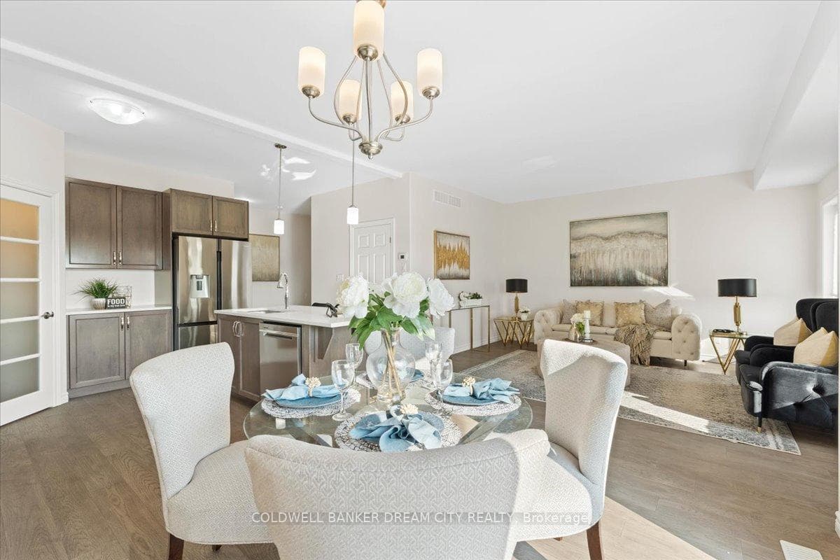129 Essex Drive photo 12