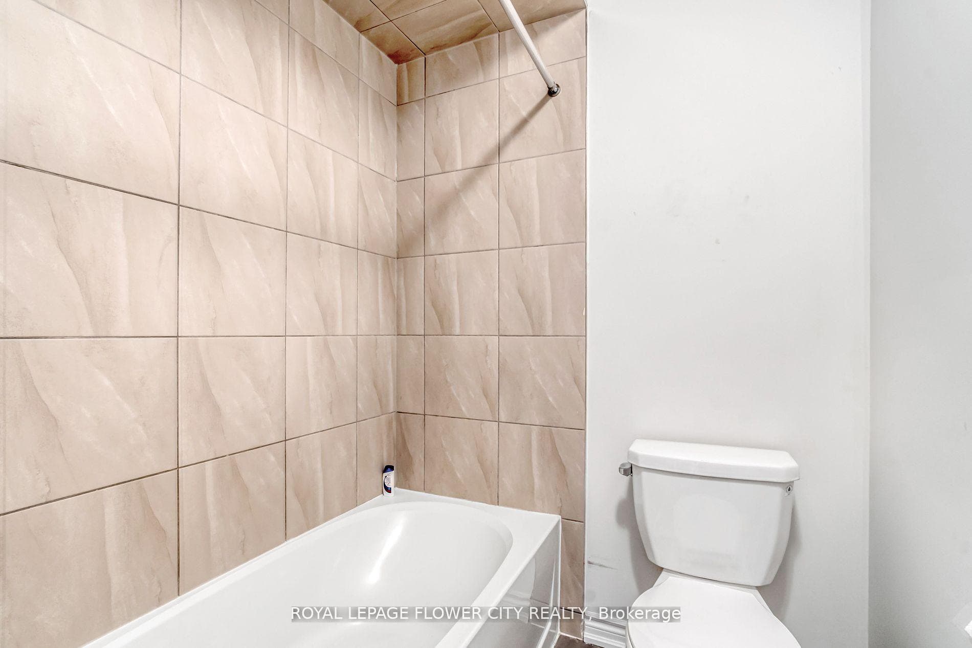 152 Flagg Avenue photo 16