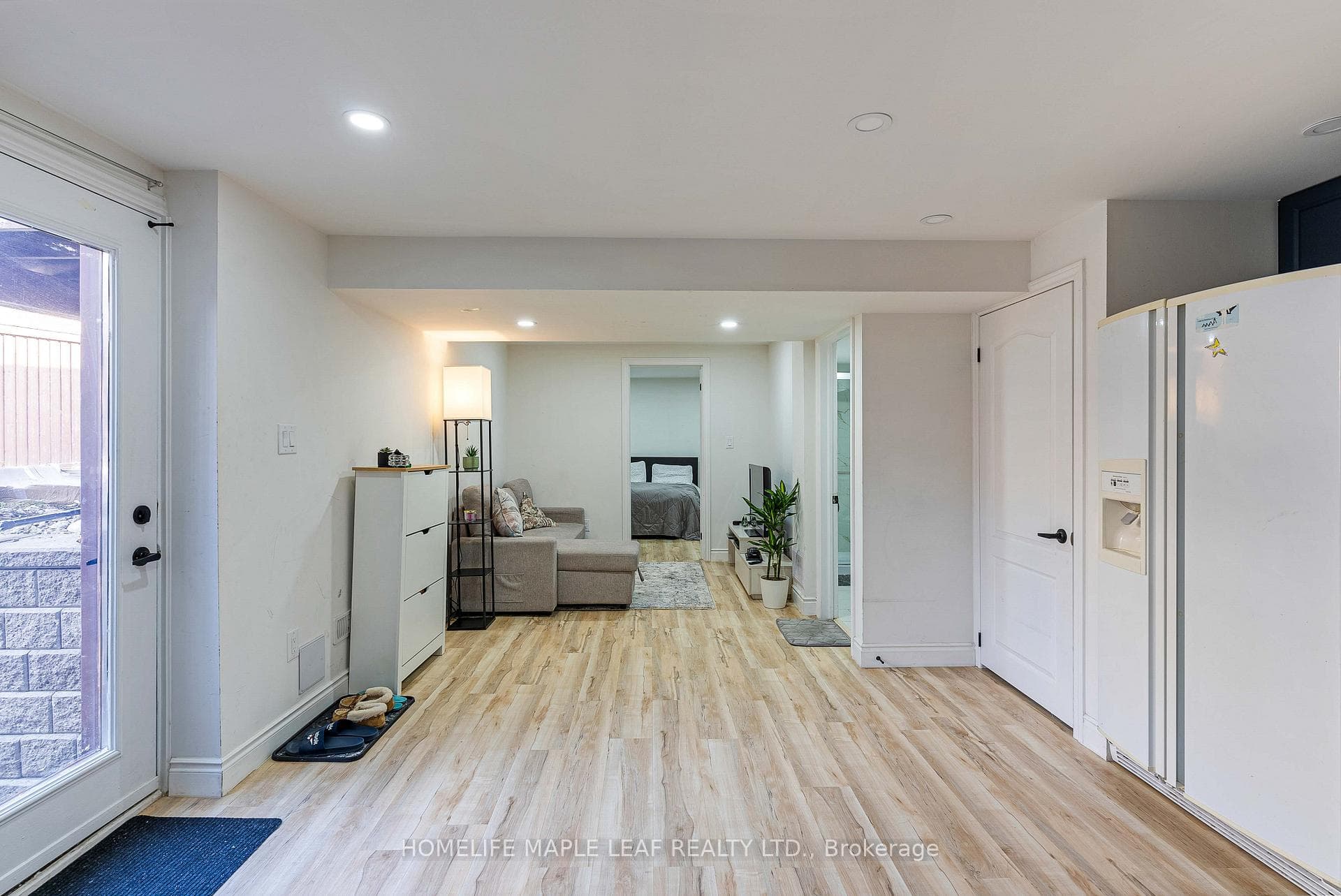 144 Bloomsbury Avenue photo 44