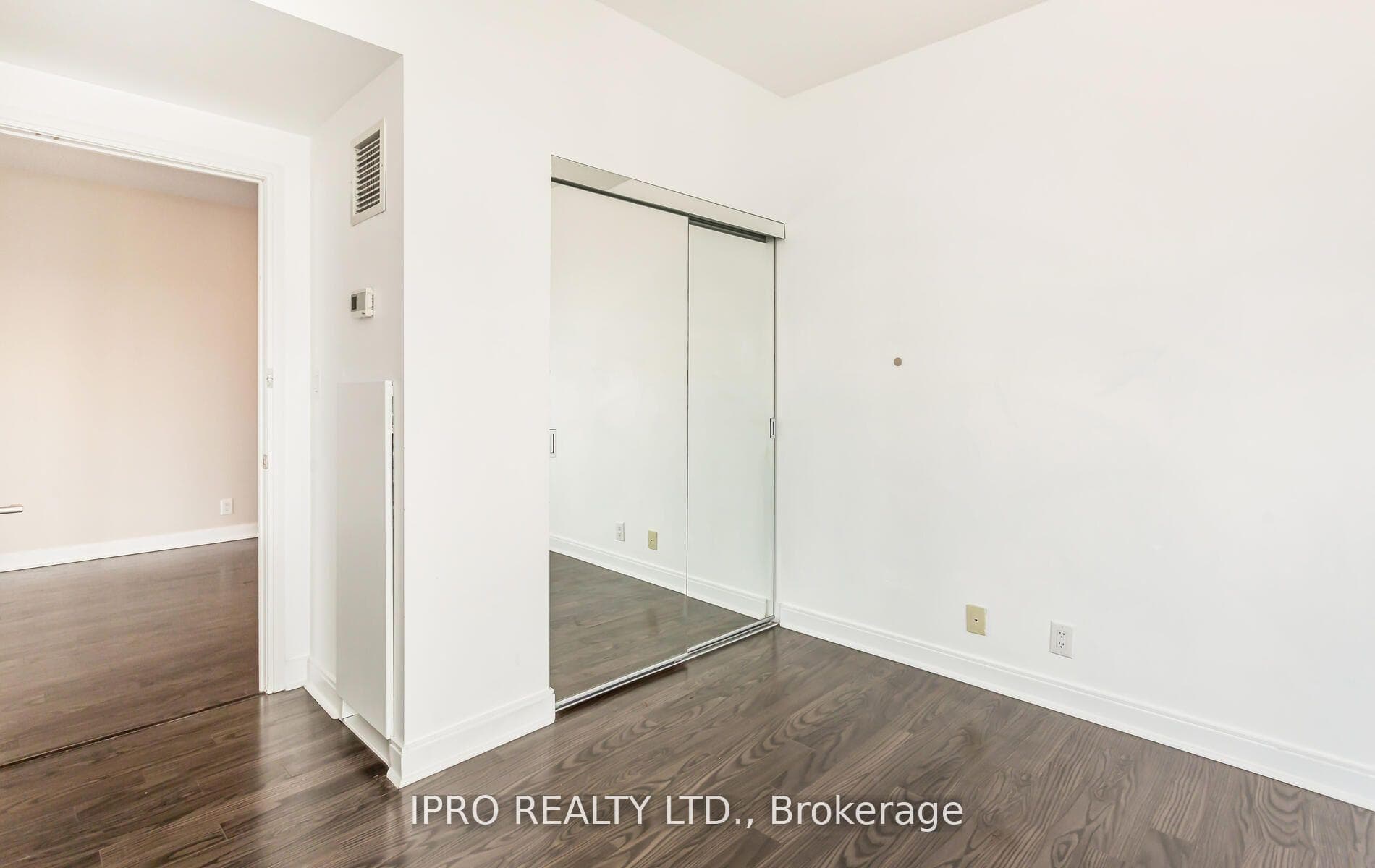 60 Absolute Avenue Unit 3108 photo 19