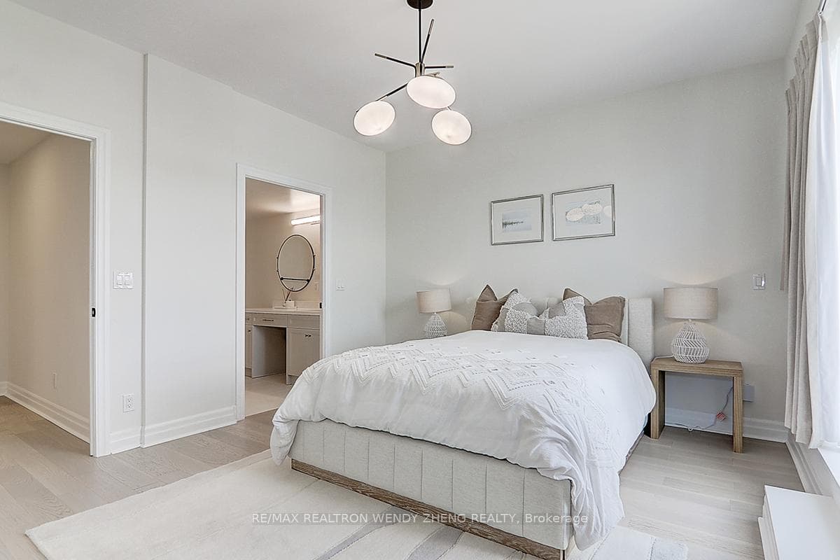 8110 Birchmount Road Unit 905E photo 27