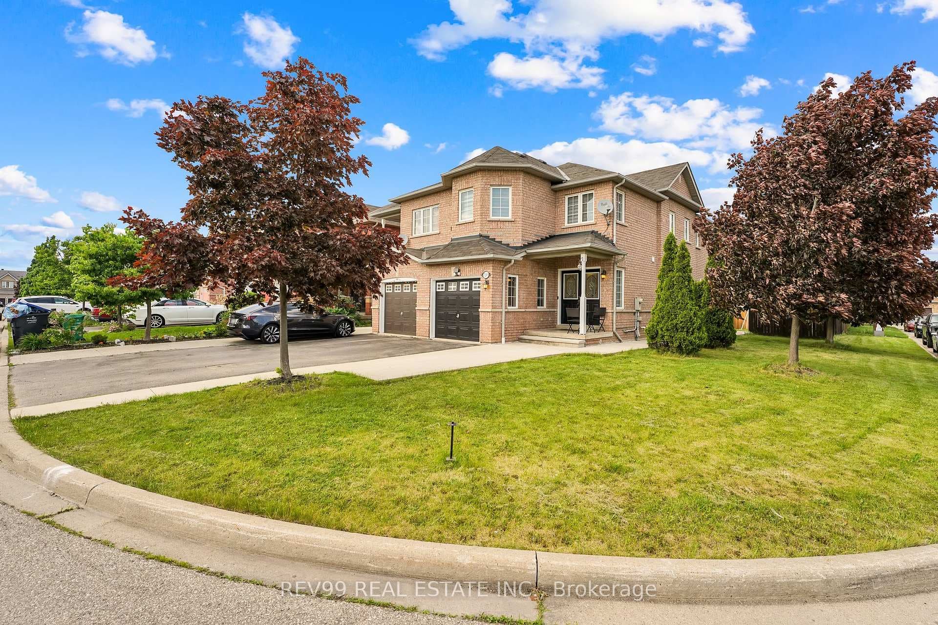 7249 Gagliano Drive photo 3