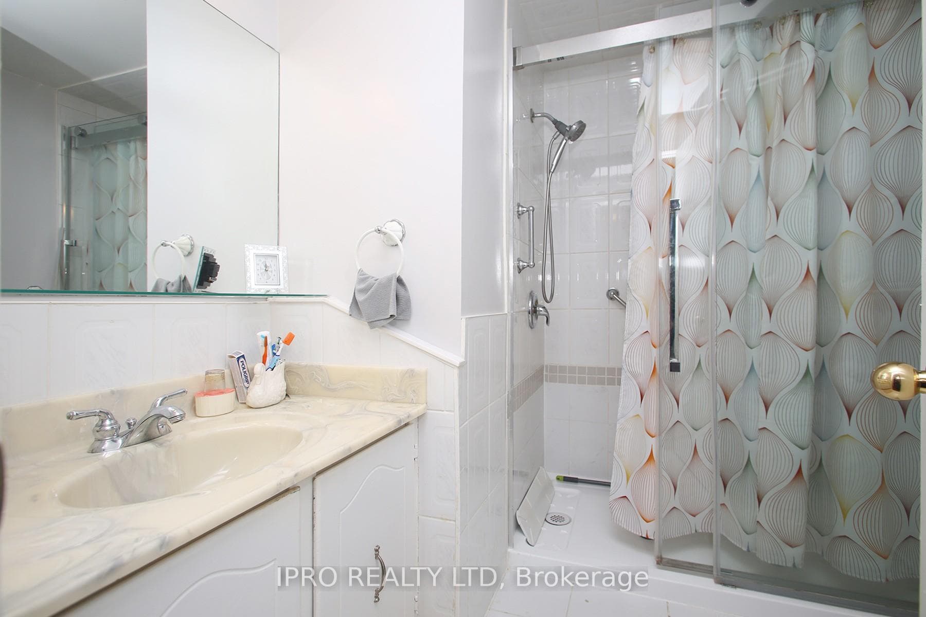 72 Berkshire Square photo 13
