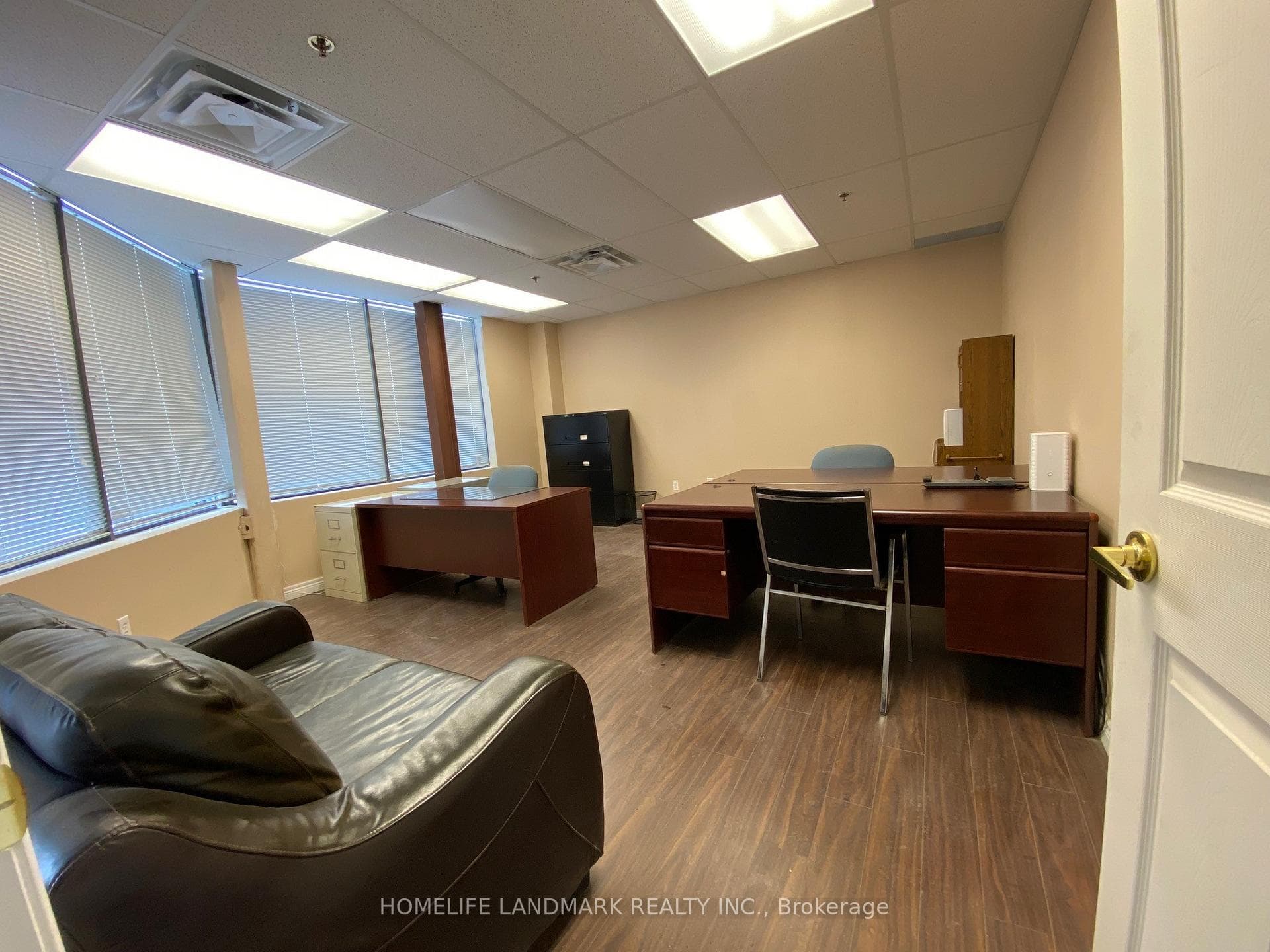 60 West Wilmot Street Unit 18 photo 4