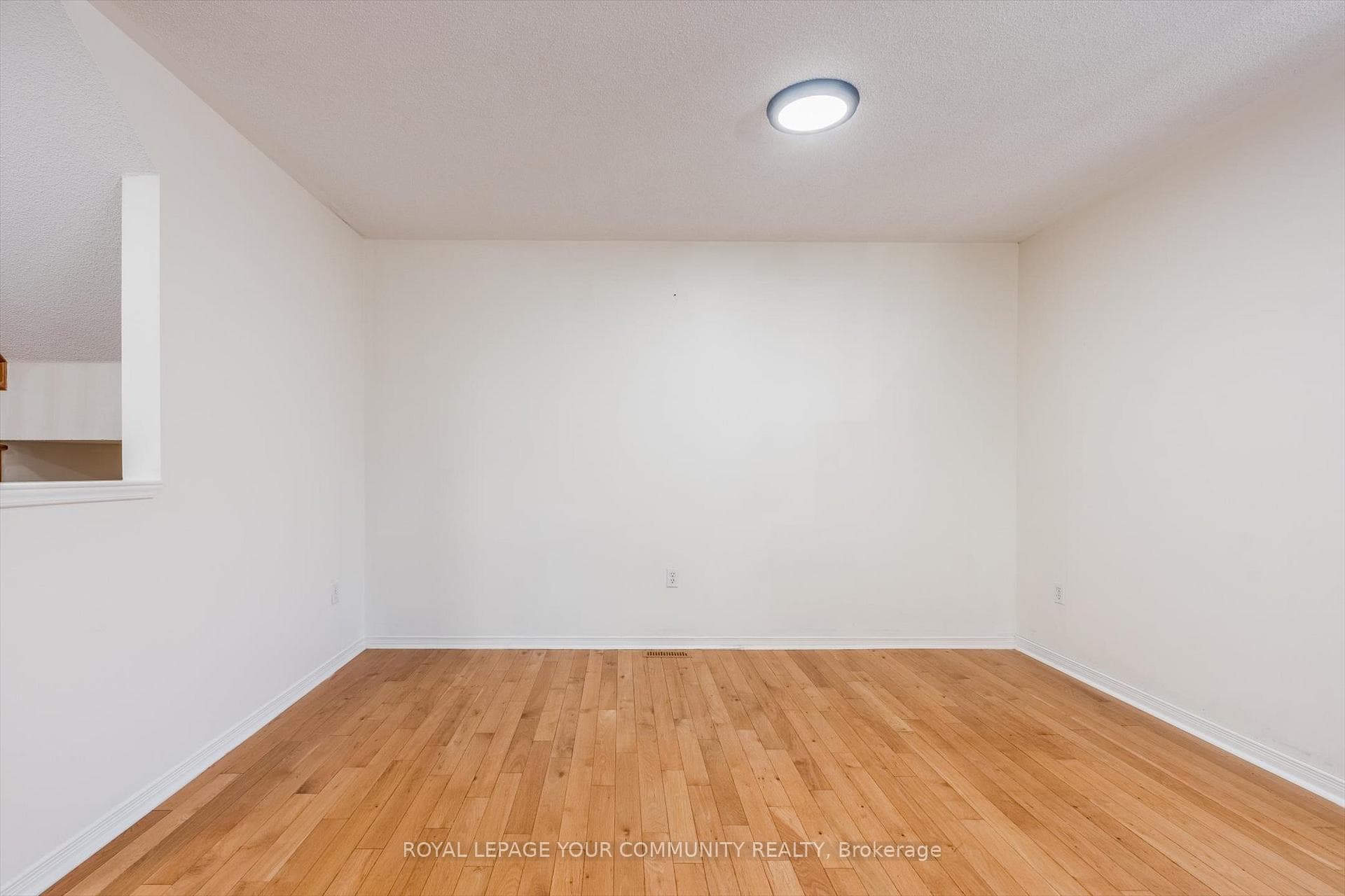 17 Castle Park Boulevard photo 5