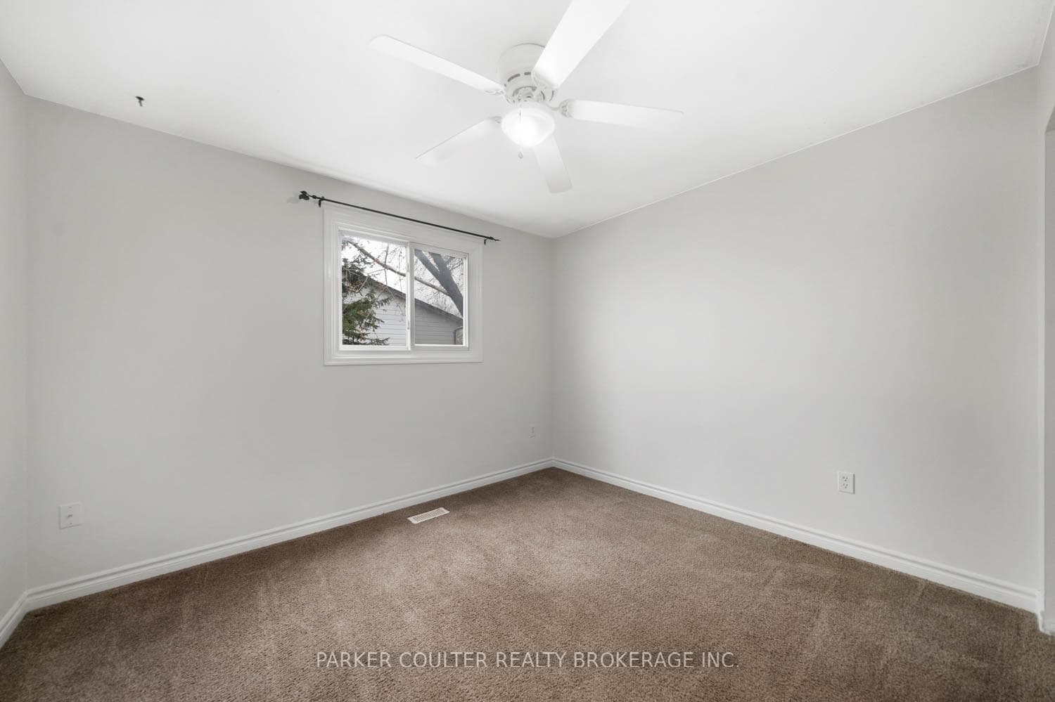 19 A Cundles Road photo 21