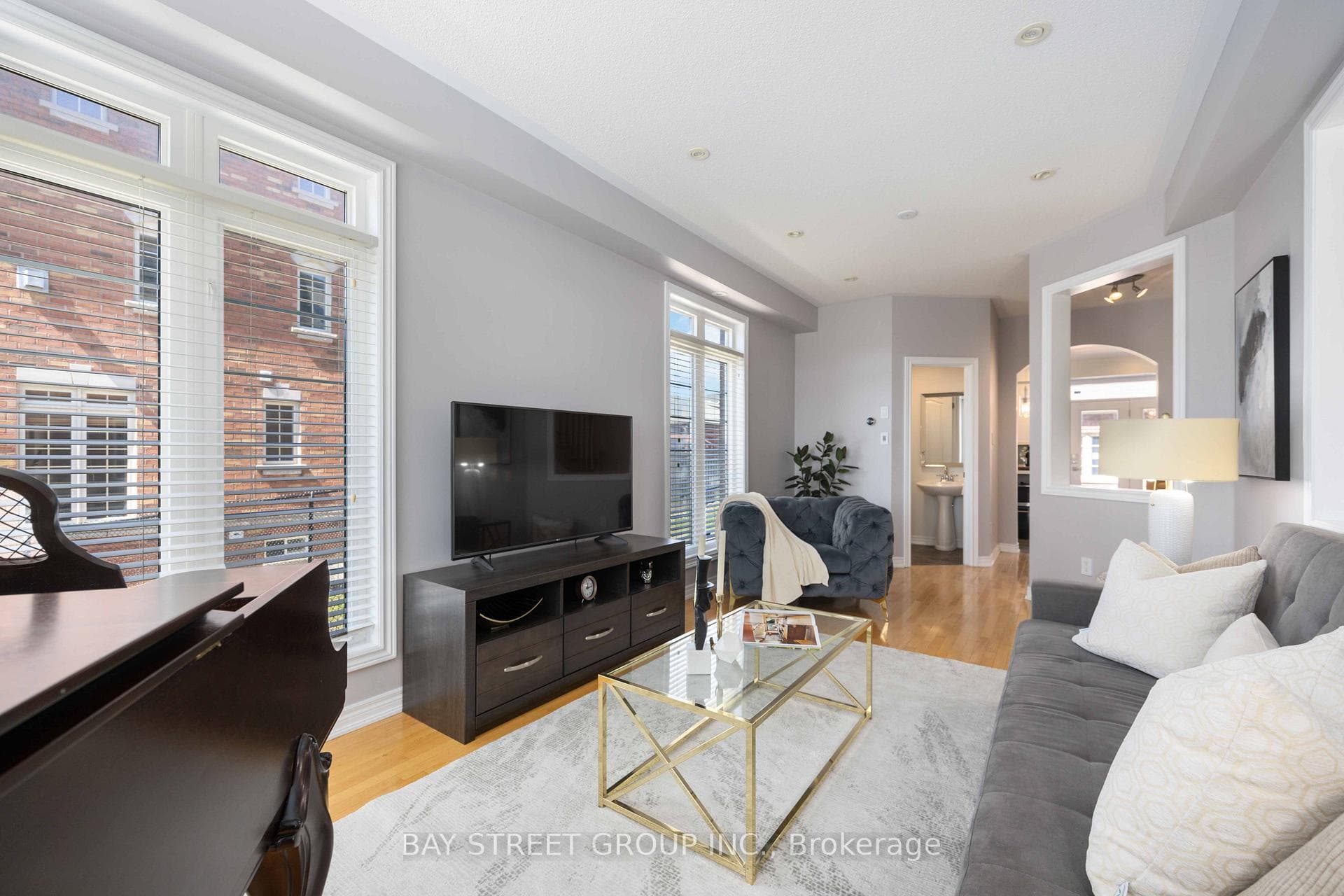 63 Zokol Drive photo 4