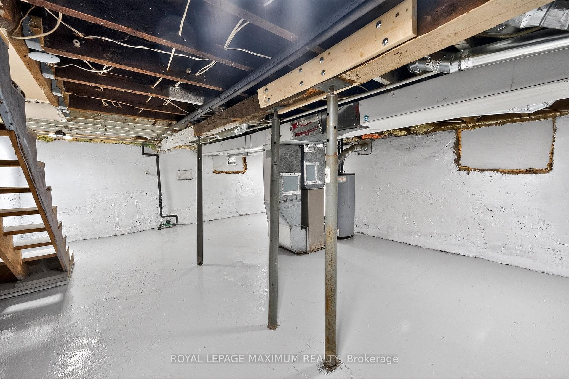 31 Campbell Avenue photo 36