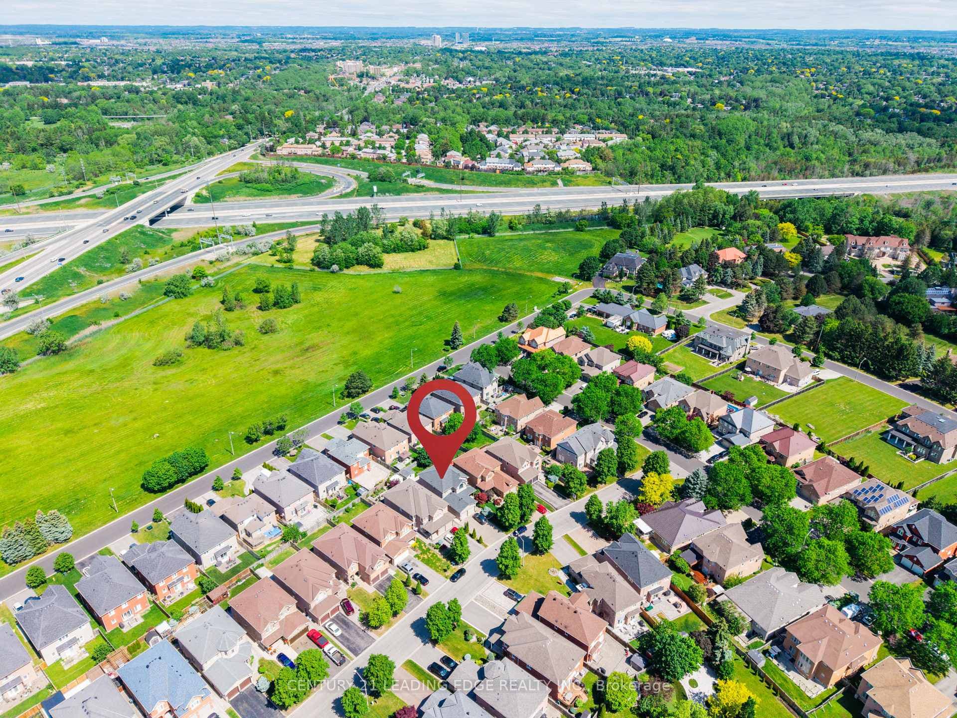 145 Quince Crescent photo 3