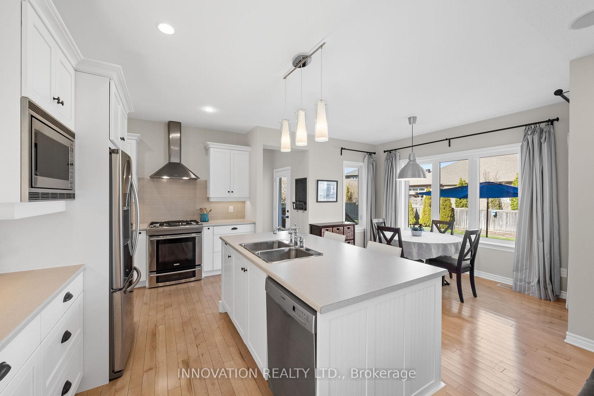 122 Corndav Way photo 6