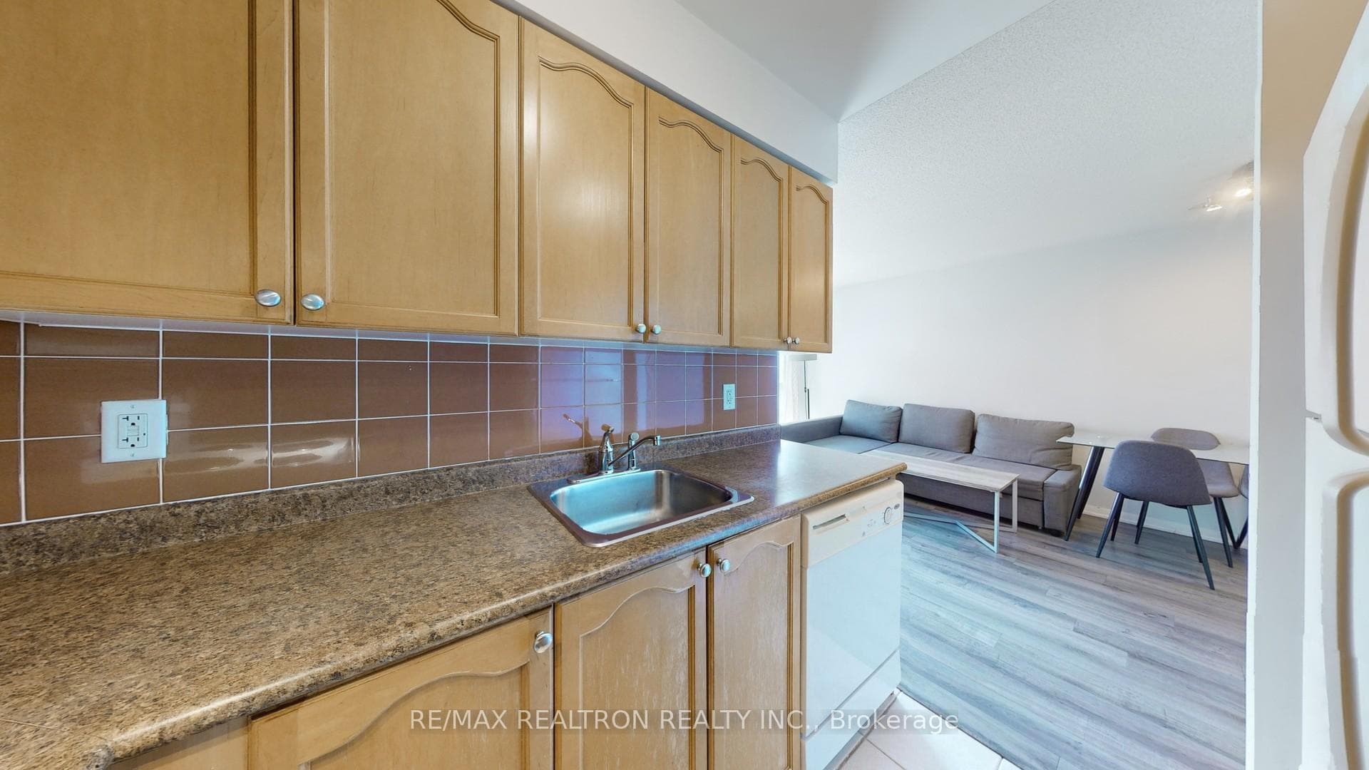 18 Yonge Street Unit 3109 photo 16
