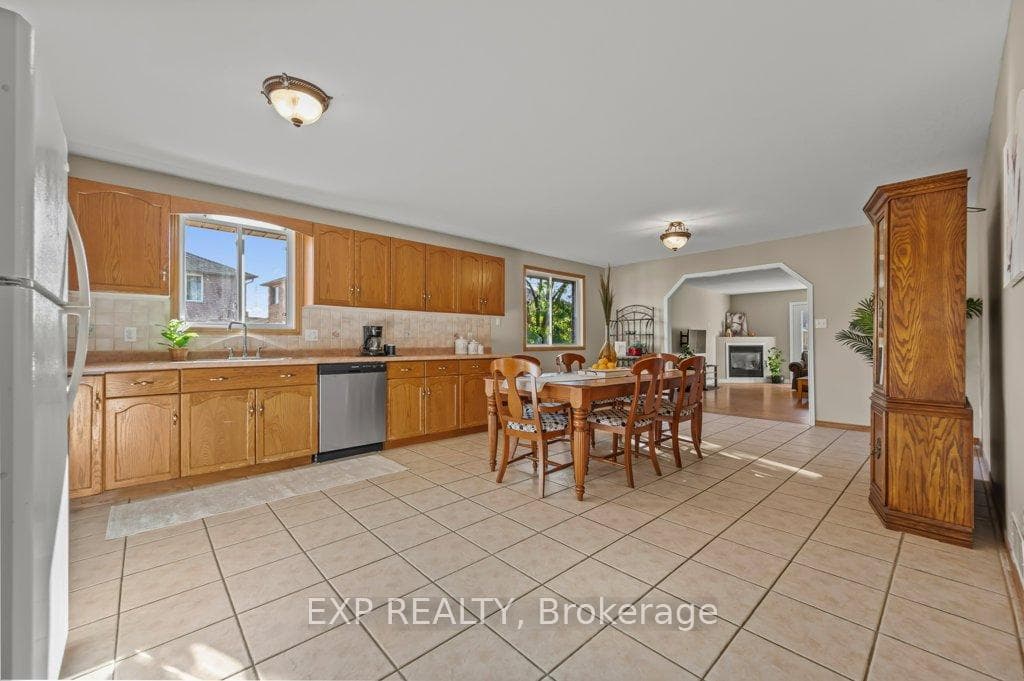 4 Shelby Place photo 6