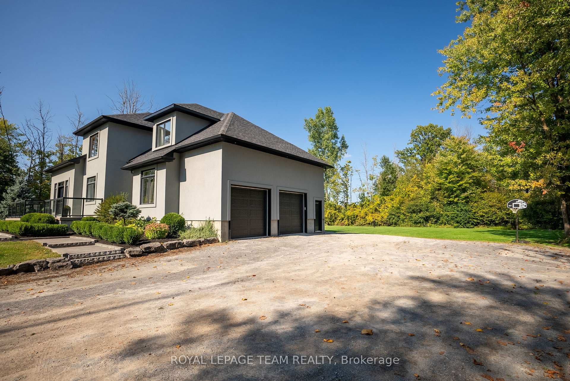 1700 Peter Robinson Road photo 37