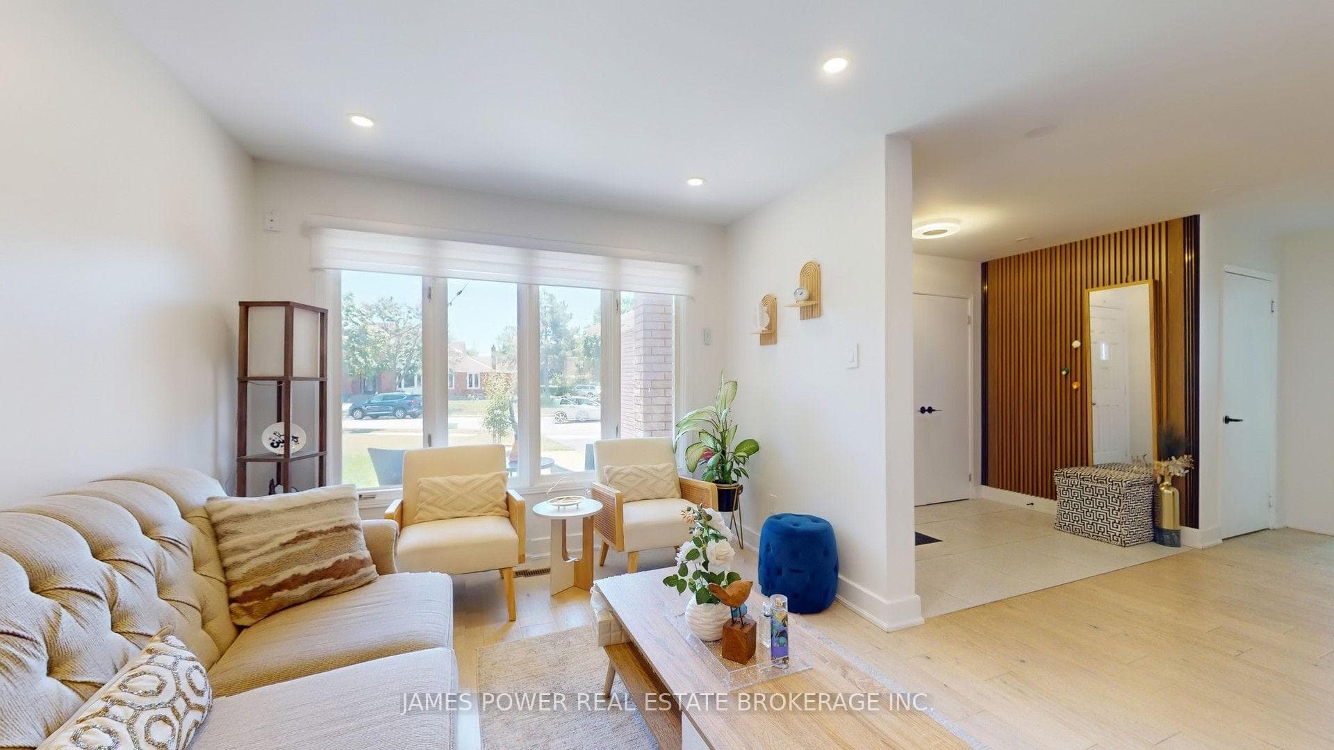 2690 Innisfil Road photo 5