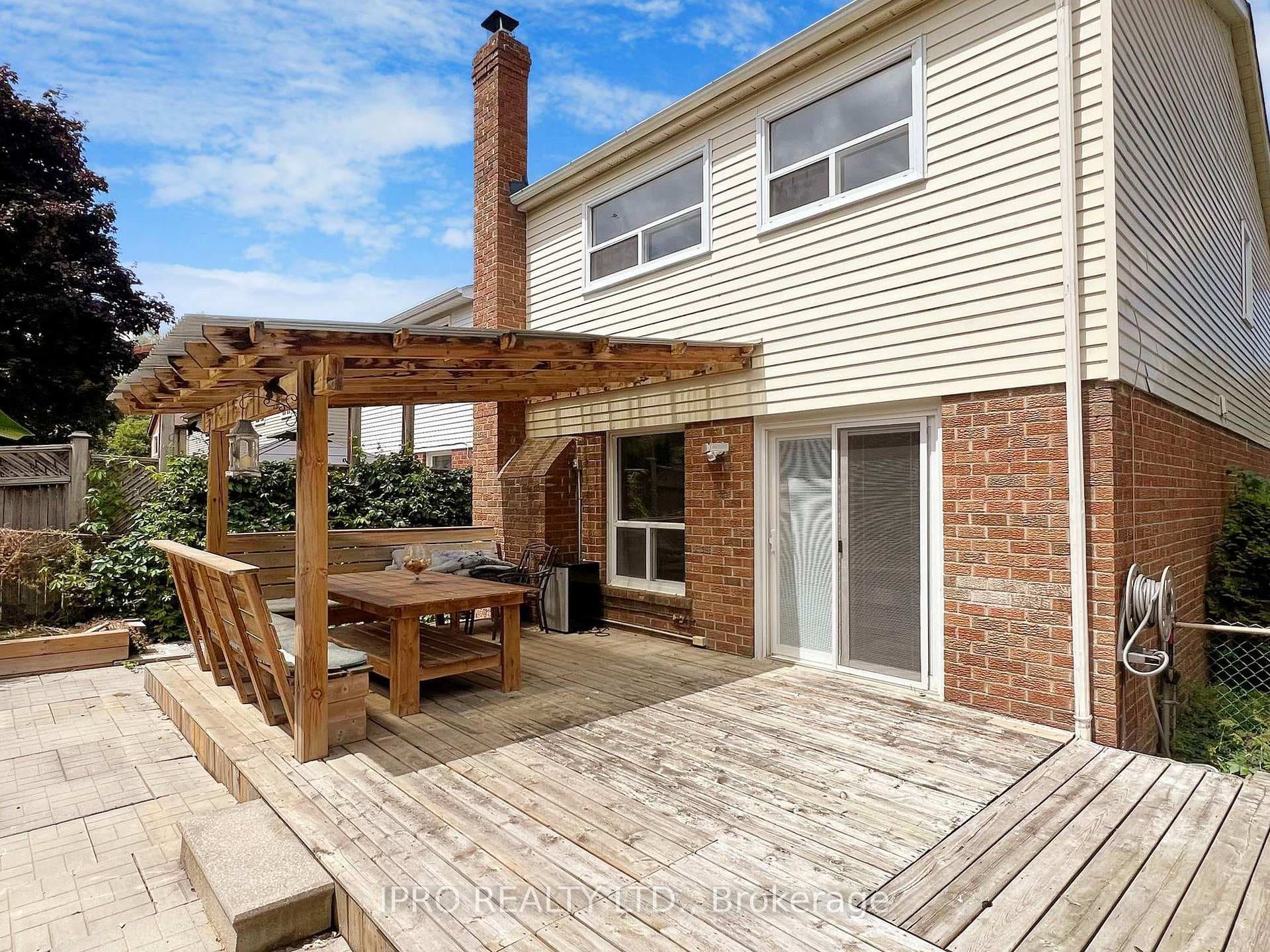 65 Seaton Drive photo 31