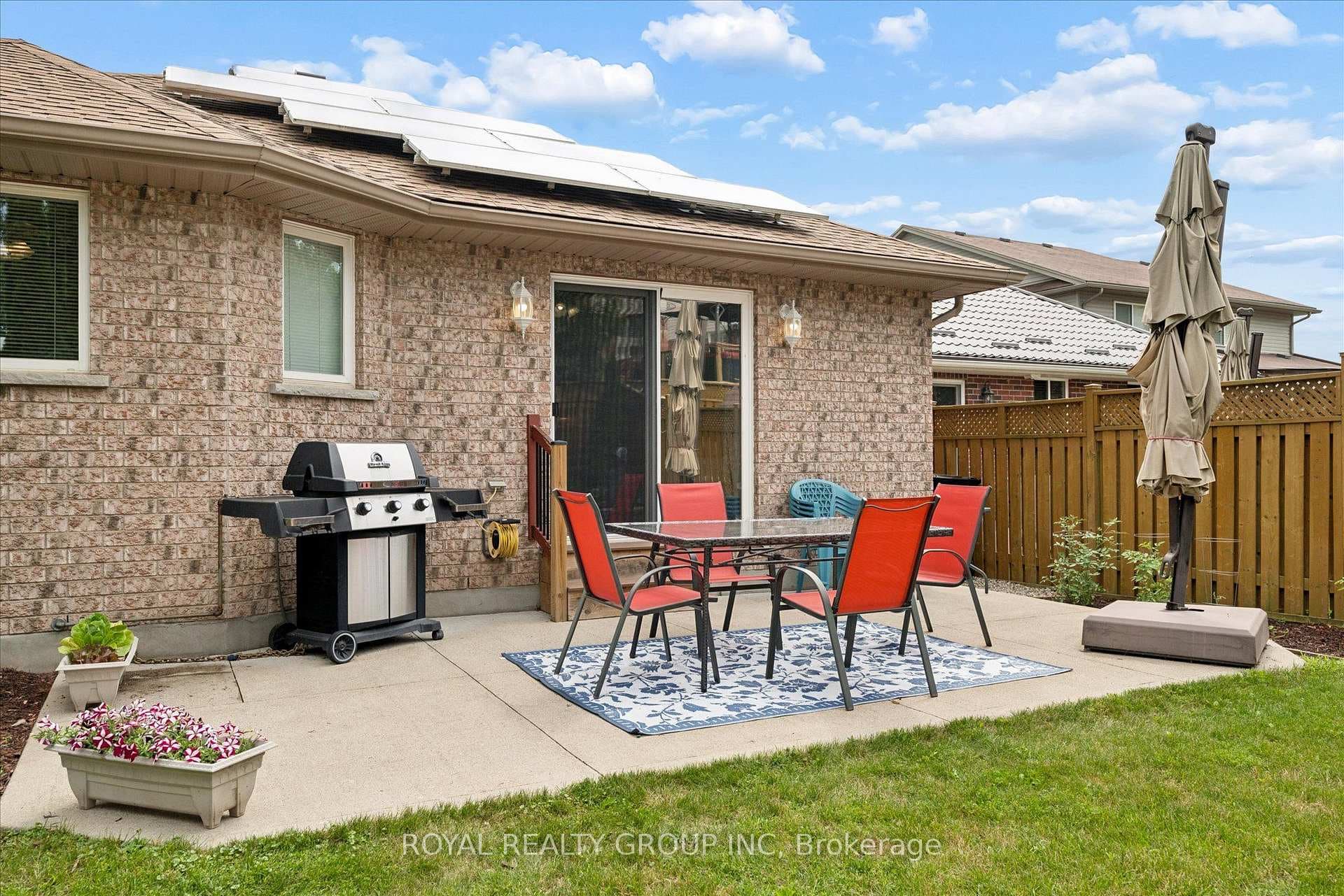 244 Fallowfield Drive photo 39