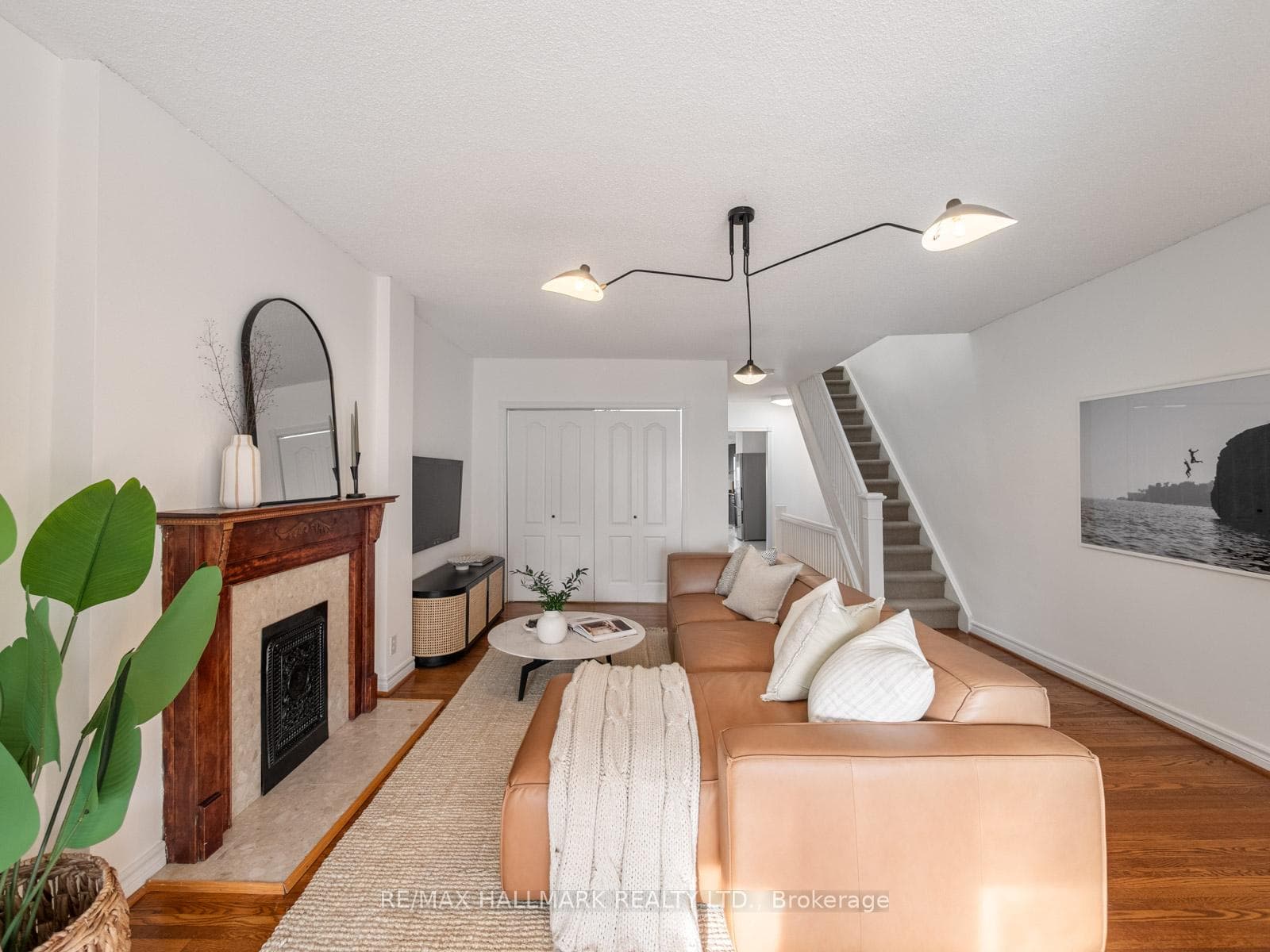 797 Carlaw Avenue photo 14