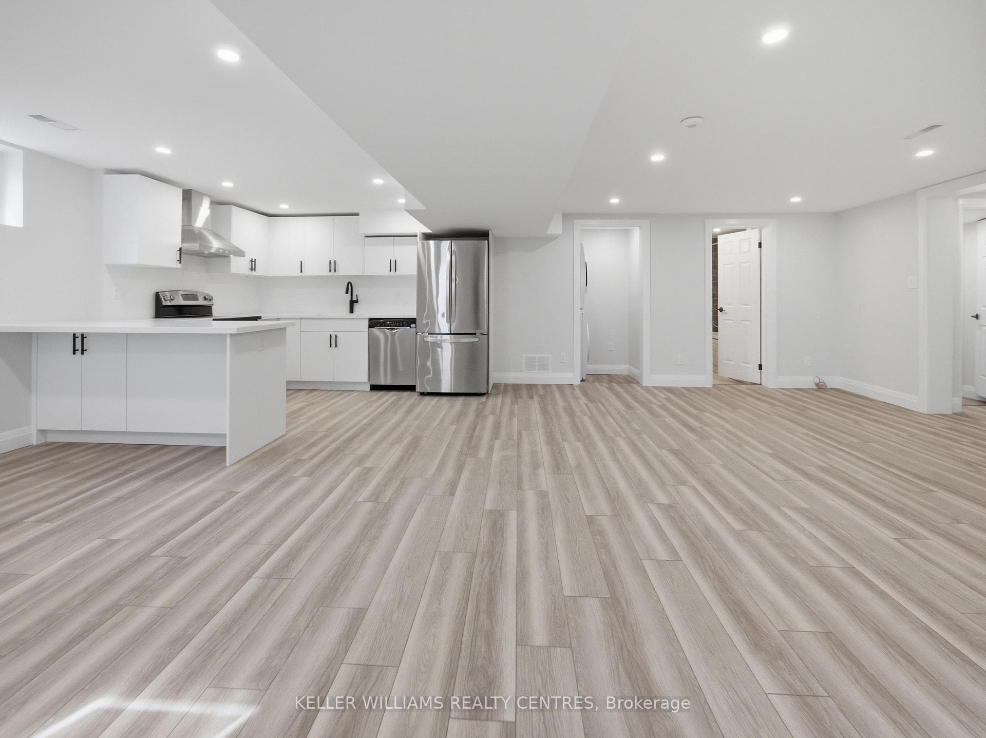 88 Townsend Avenue Unit B photo 1