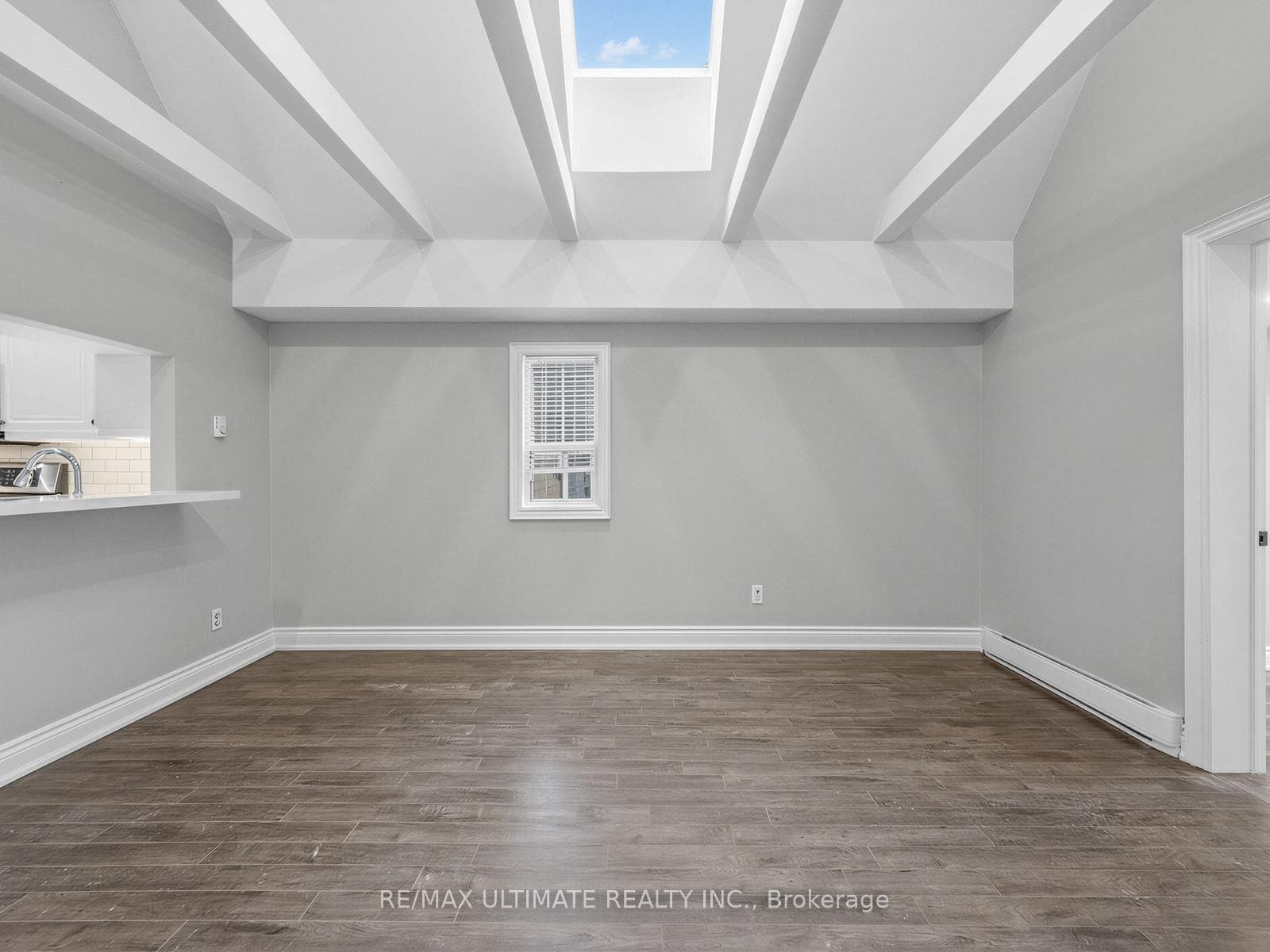 213 Langley Avenue Unit 2 Upper Level photo 10