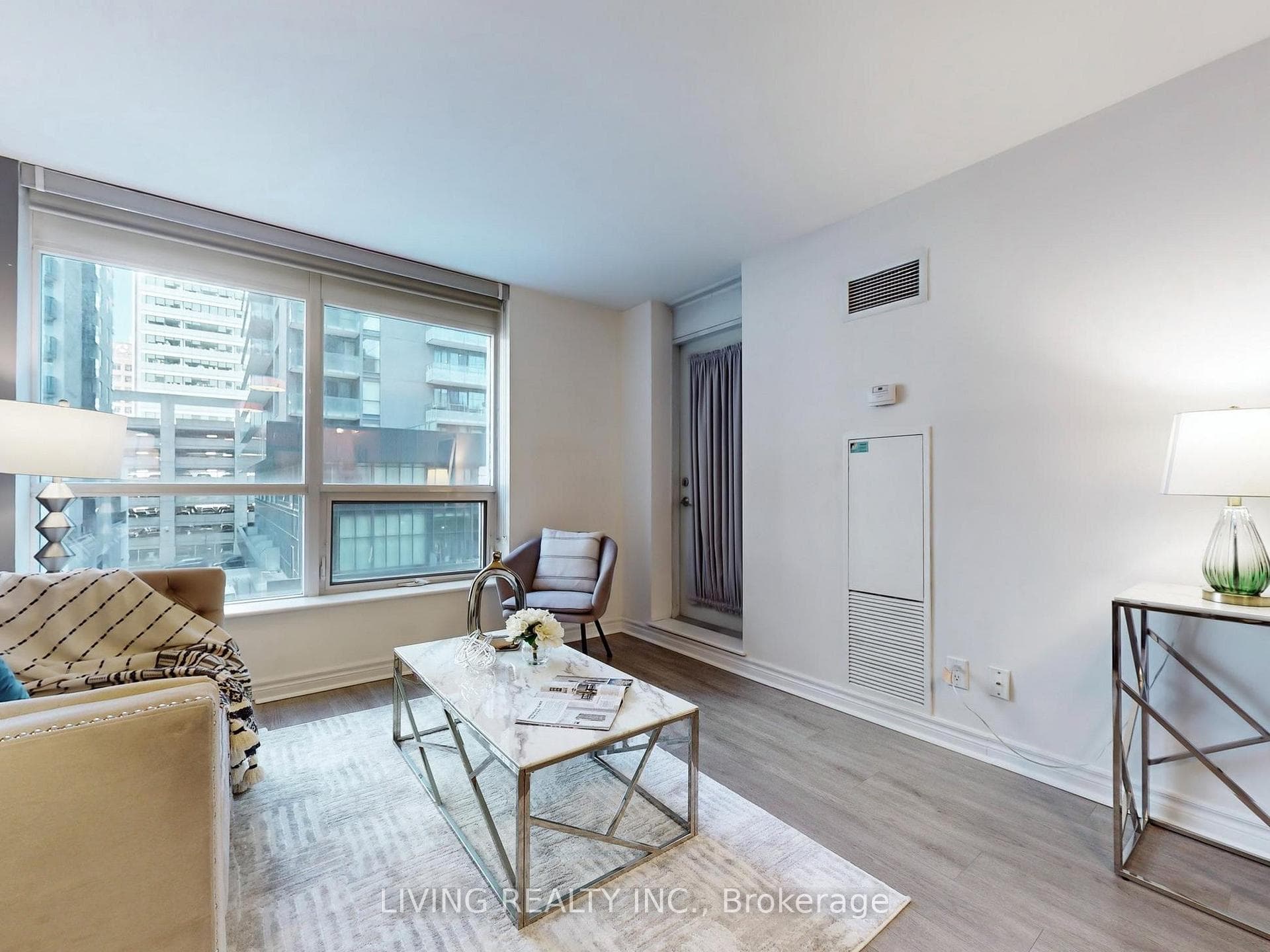 763 Bay Street Unit 311 photo 8