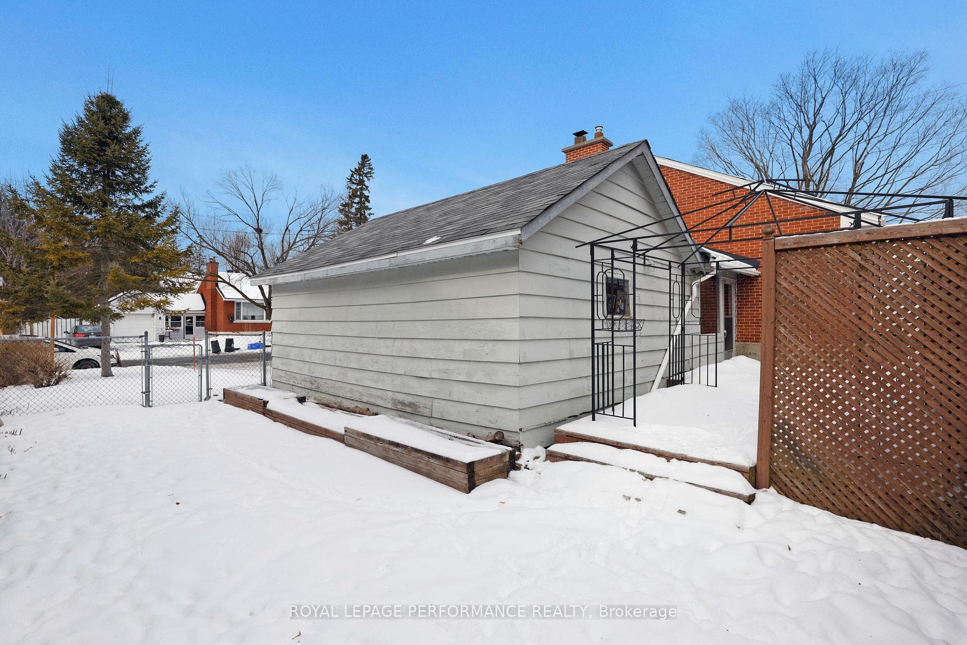 2195 Prospect Avenue photo 25