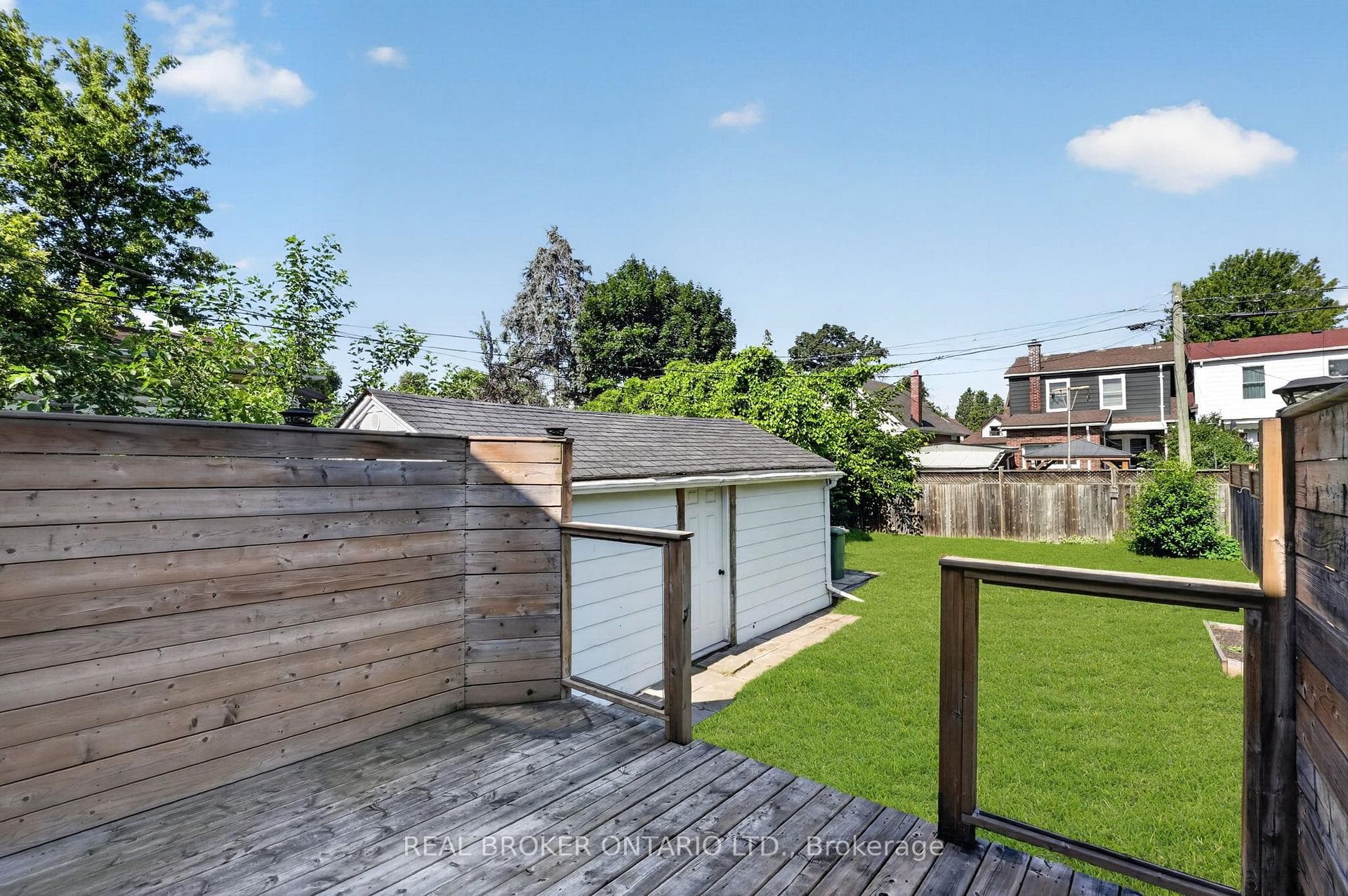 72 Houghton Avenue photo 32