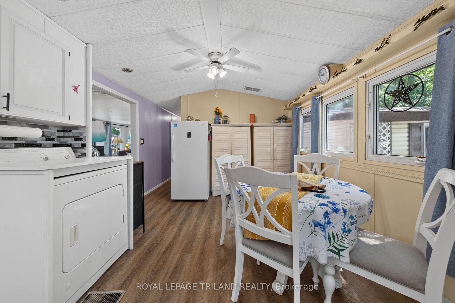 9910 Northville Crescent Unit B12 photo 14