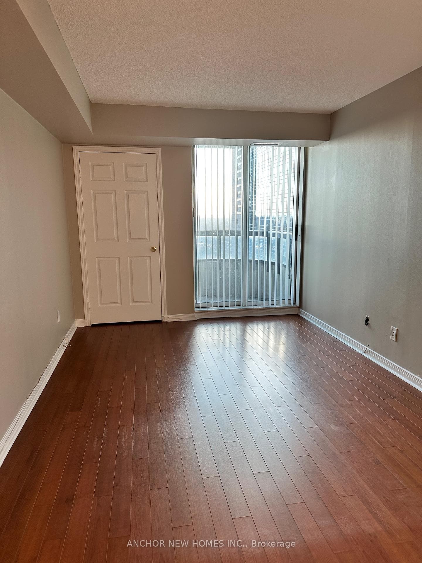 8 Hillcrest Avenue Unit 2201 photo 33