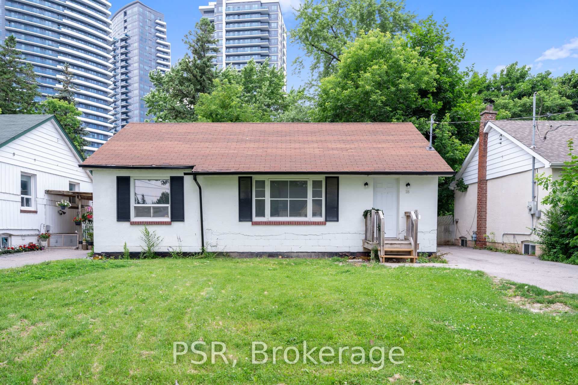 18 Grandview Avenue Unit Main Fl photo 6