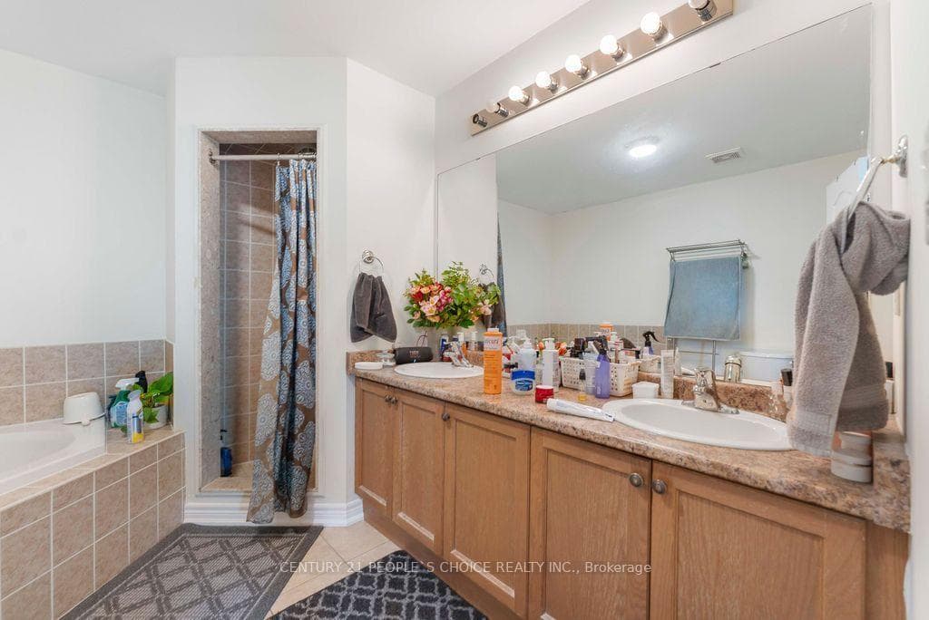 230 Paisley Boulevard Unit 40 photo 36
