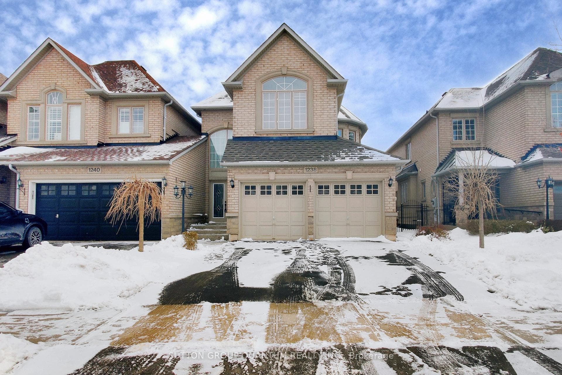 1238 Agram Drive photo 1