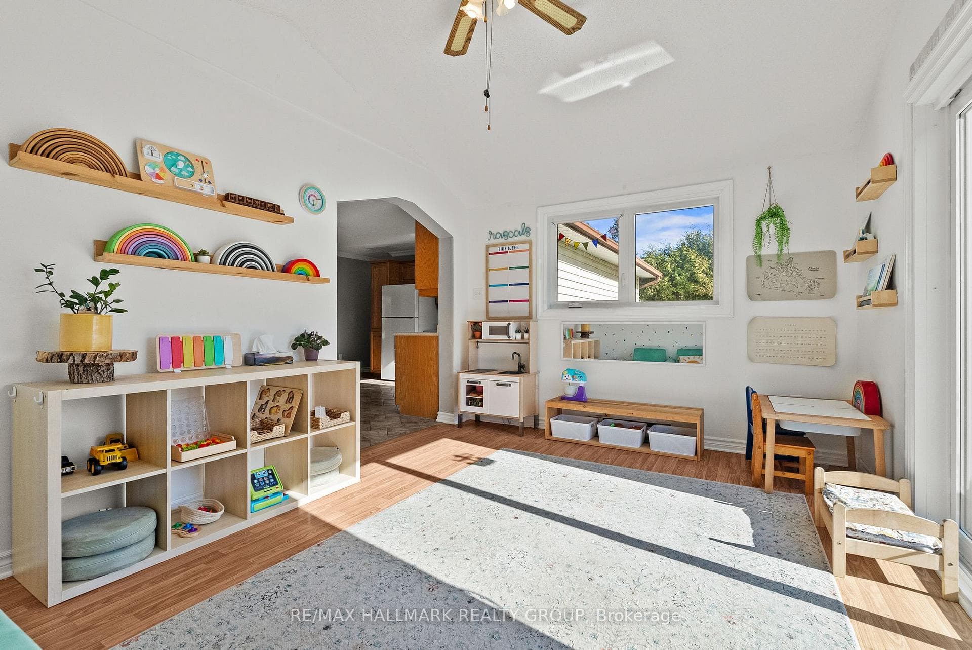 15 Elm Avenue photo 16