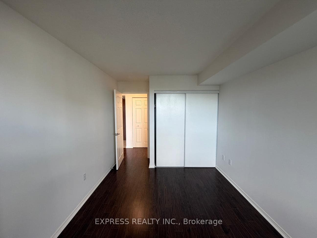 1 Pemberton Avenue Unit 1205 photo 9